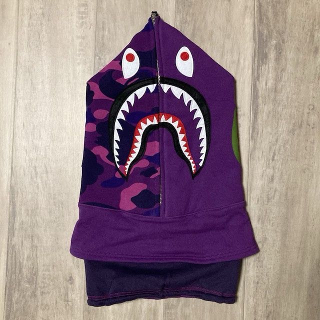Bape BAPE SHARK HOODIE FACE MASK Neck Warmer Purple Camo APE Size ONE SIZE - 1 Thumbnail
