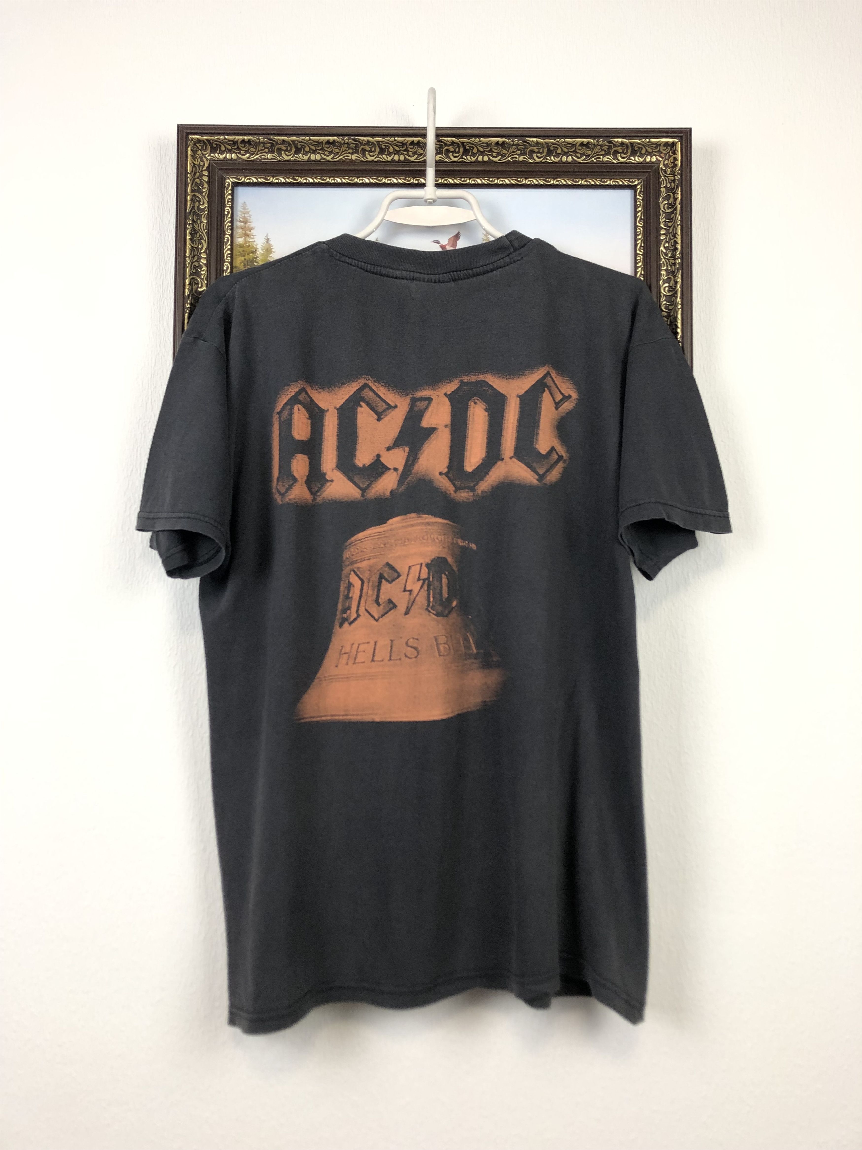 Band Tees Vintage AC/DC Hell's Bells Tee Band Shirt Rare Hype Rare Size US M / EU 48-50 / 2 - 8 Thumbnail