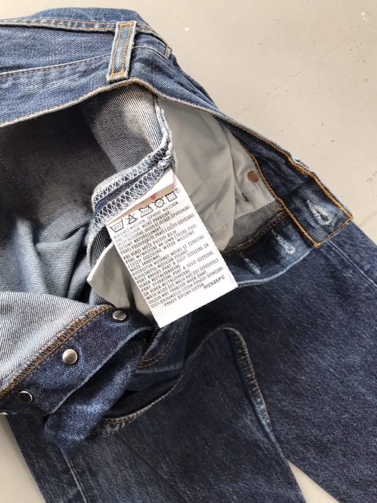 Levi's × Vintage Vintage Levi’s Strauss & co 501 denim pant Size US 32 / EU 48 - 7 Thumbnail