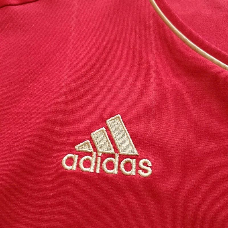 Adidas BAYERN MUNICH 2011 2012 2013 HOME FOOTBALL JERSEY ADIDAS M Size US M / EU 48-50 / 2 - 4 Thumbnail