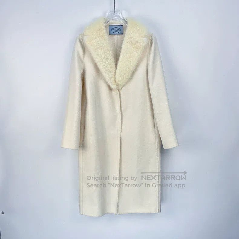 Prada Prada Milky white fur collar wool cashmere long coat Size XS / US 0-2 / IT 36-38 - 3 Thumbnail