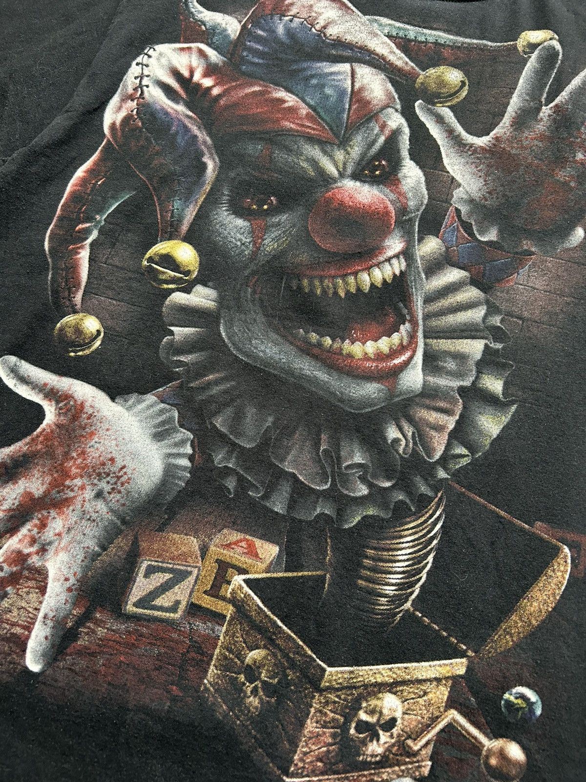 Vintage Vintage Y2K Allprinted Jack In Box Boo! Scary T-Shirt Size US XL / EU 56 / 4 - 6 Thumbnail