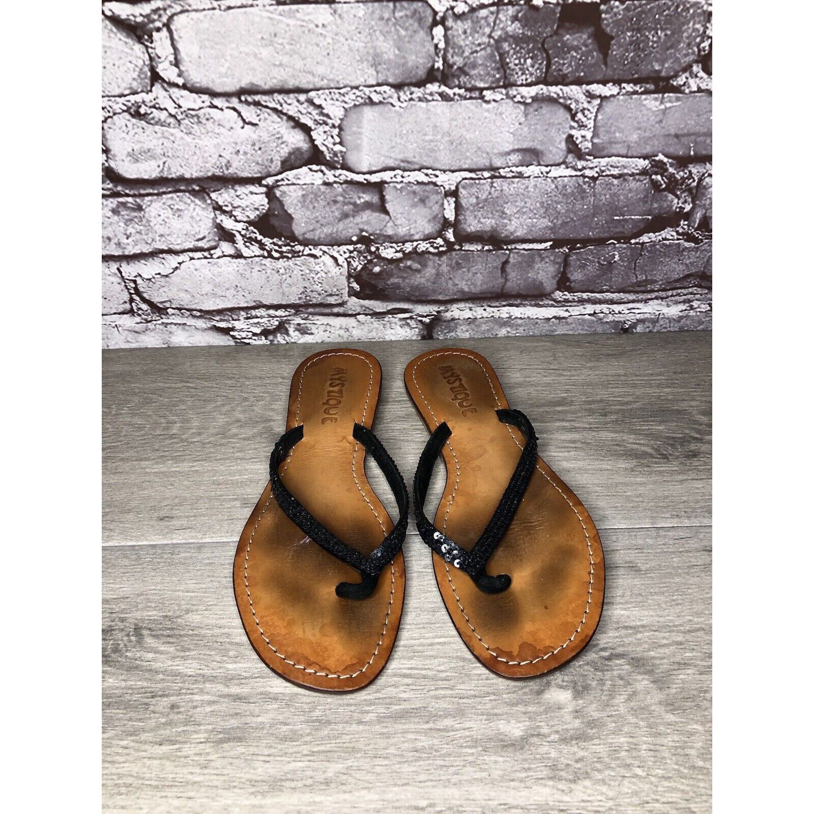 Other Mystique Black Leather Snake Skin Thong Flip Flops Sandals W Size US 9 / IT 39 - 11 Thumbnail