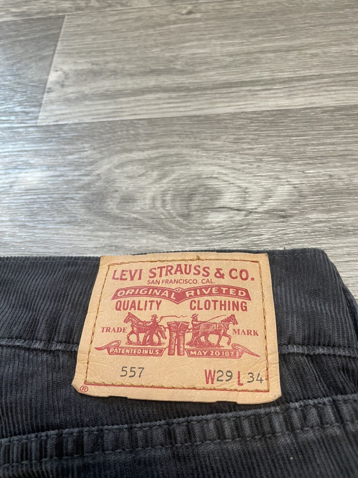 Levi's 29/34 Vintage Levis Black Corduroy Velvet Patchwork Pants Size 29" - 17 Thumbnail