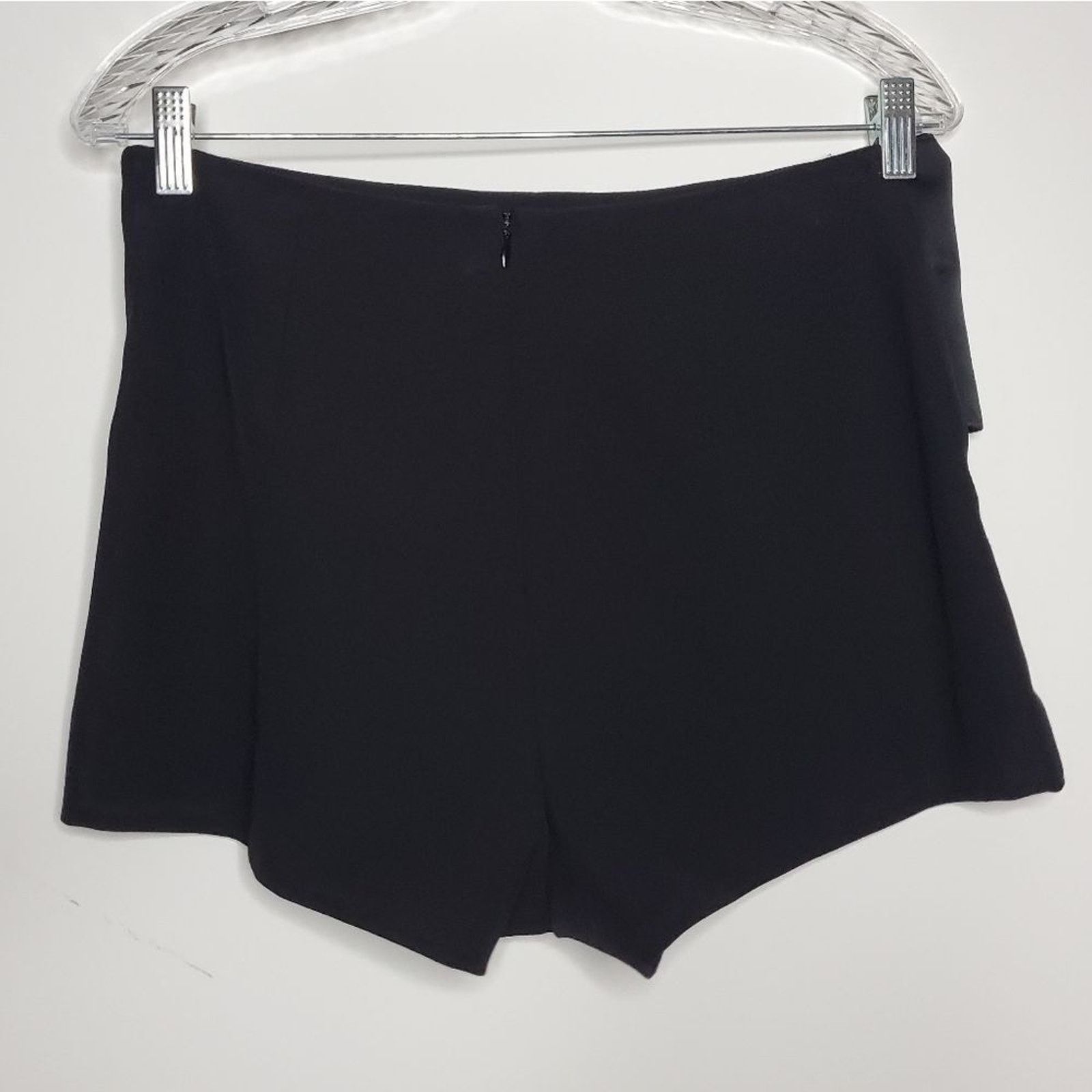 Amur AMUR Black Bowie Jumbo Bow Twist Front Dress Shorts Size 6 Size 28" / US 6 / IT 42 - 3 Thumbnail