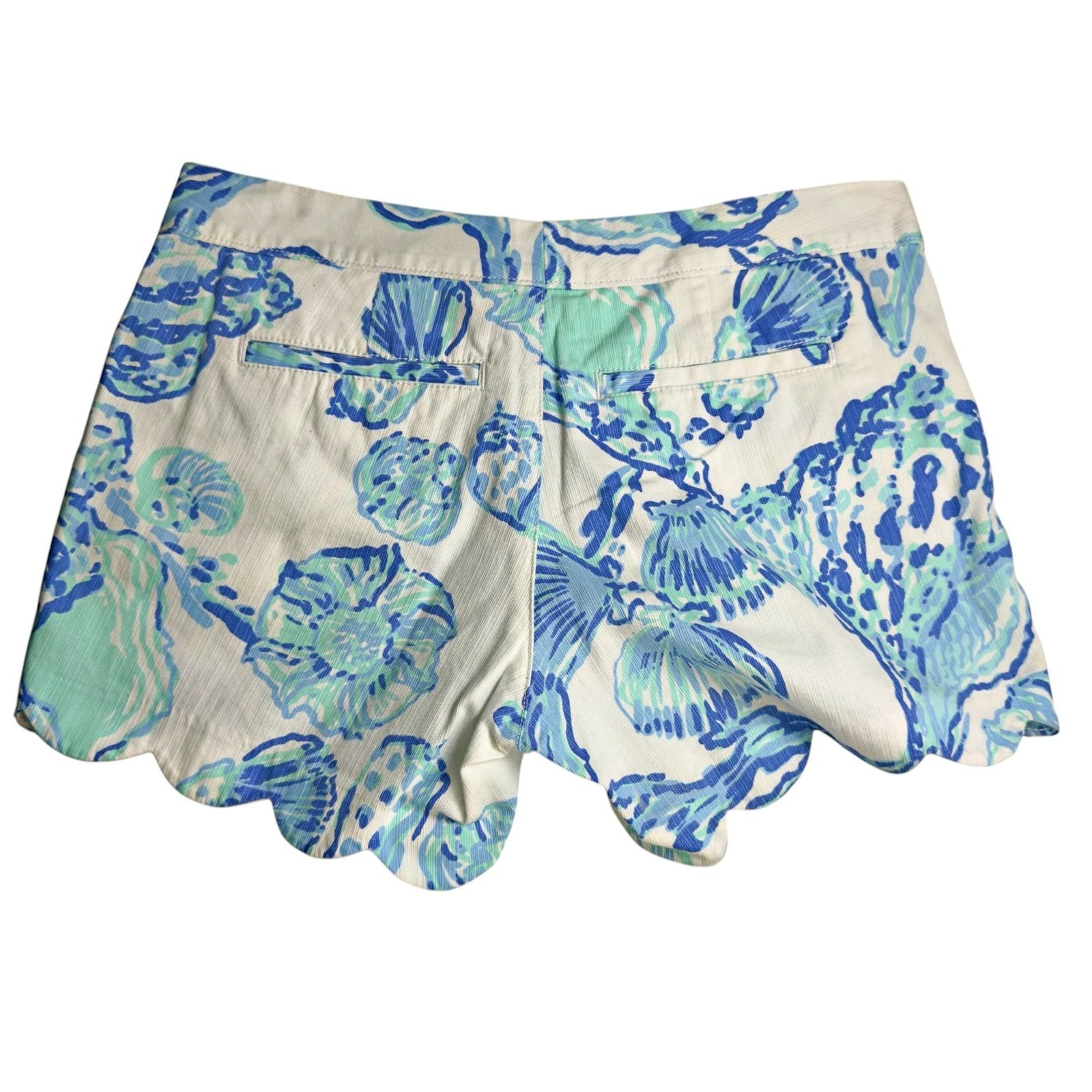 Lilly Pulitzer Lilly Pulitzer Buttercup Scalloped Short Blue & White Shell Size 26" / US 2 / IT 38 - 3 Thumbnail