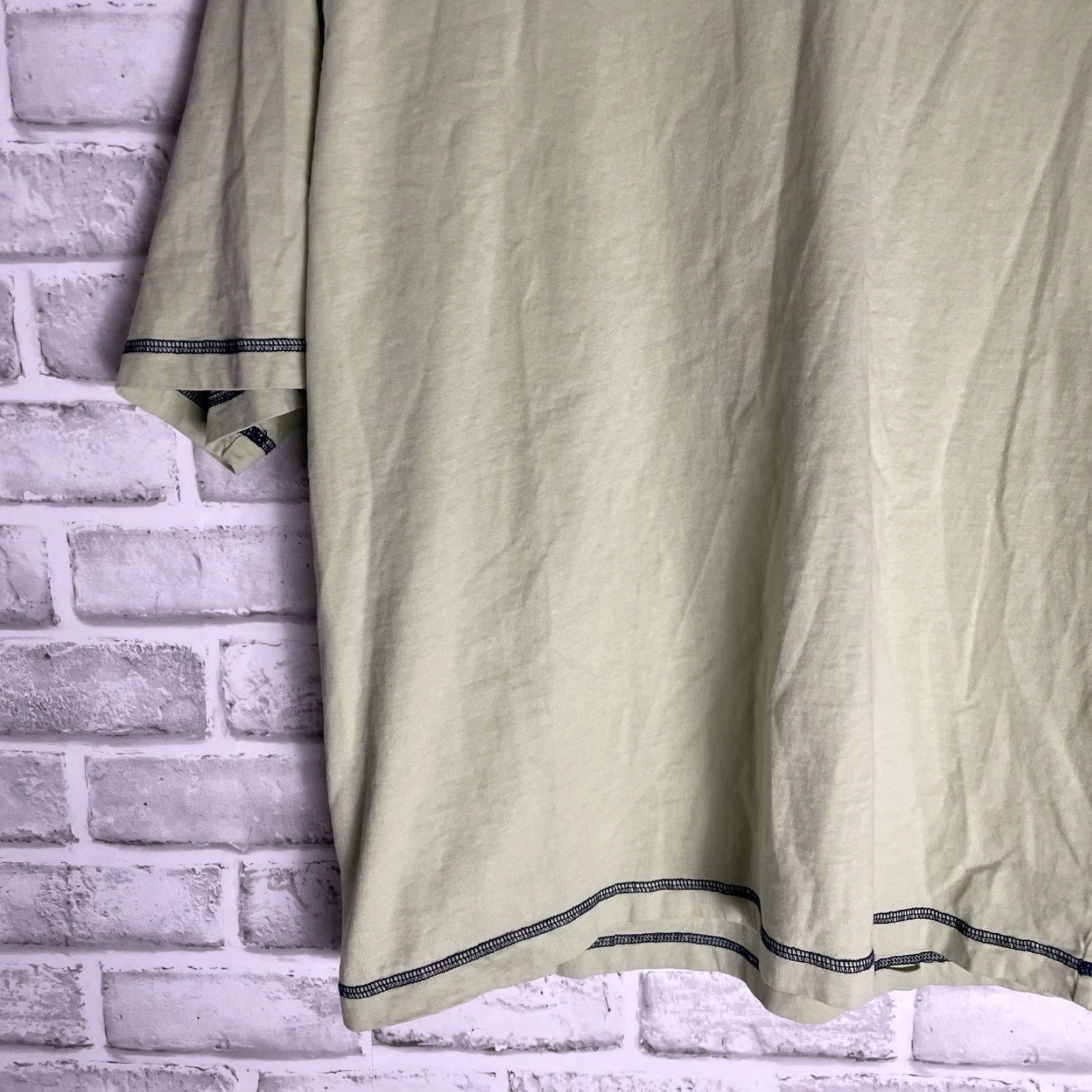 Vintage Cloak Tee Shirt Mens Size M Light Green 100% Cotton T-Shirt Green Logo Clothing Size US M / EU 48-50 / 2 - 3 Thumbnail