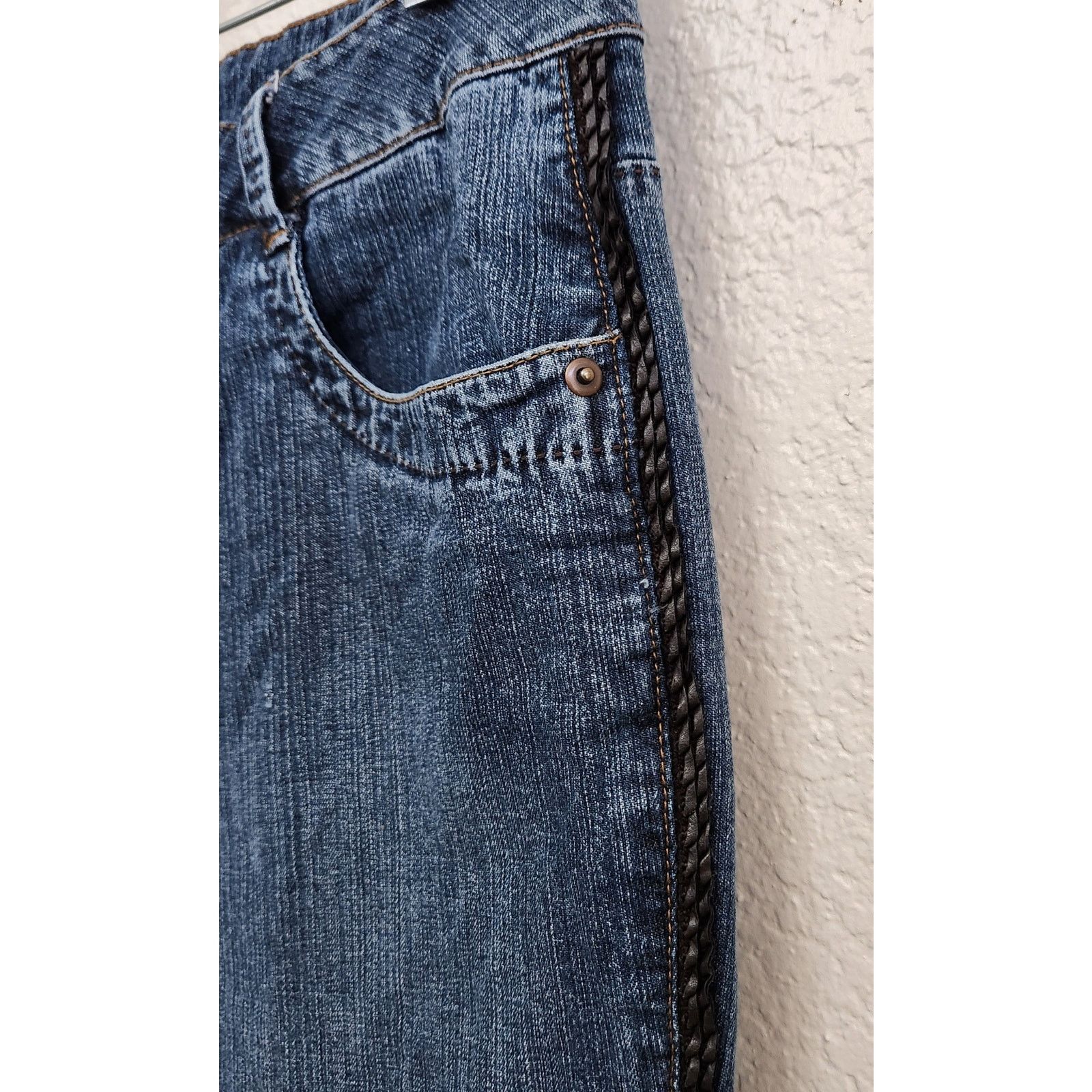 Coldwater Creek Coldwater Creek Blue Leather "Braided Look" Seams Jeans 14P Size 34" / US 12 / IT 48 - 2 Thumbnail