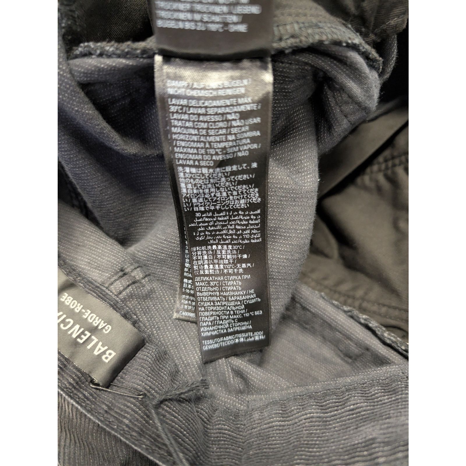 Balenciaga o1rshd1 Japanese Cotton Corduroy Denim Baggy Pants in Black Size US 28 / EU 44 - 20 Thumbnail