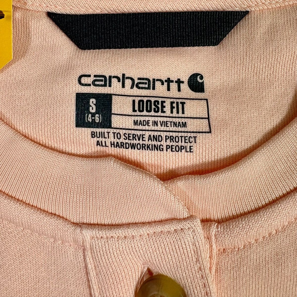 Carhartt Carhartt Women’s Loosefit Peach Henley Sweatshirt Sz S (4-6) Size S / US 4 / IT 40 - 11 Thumbnail