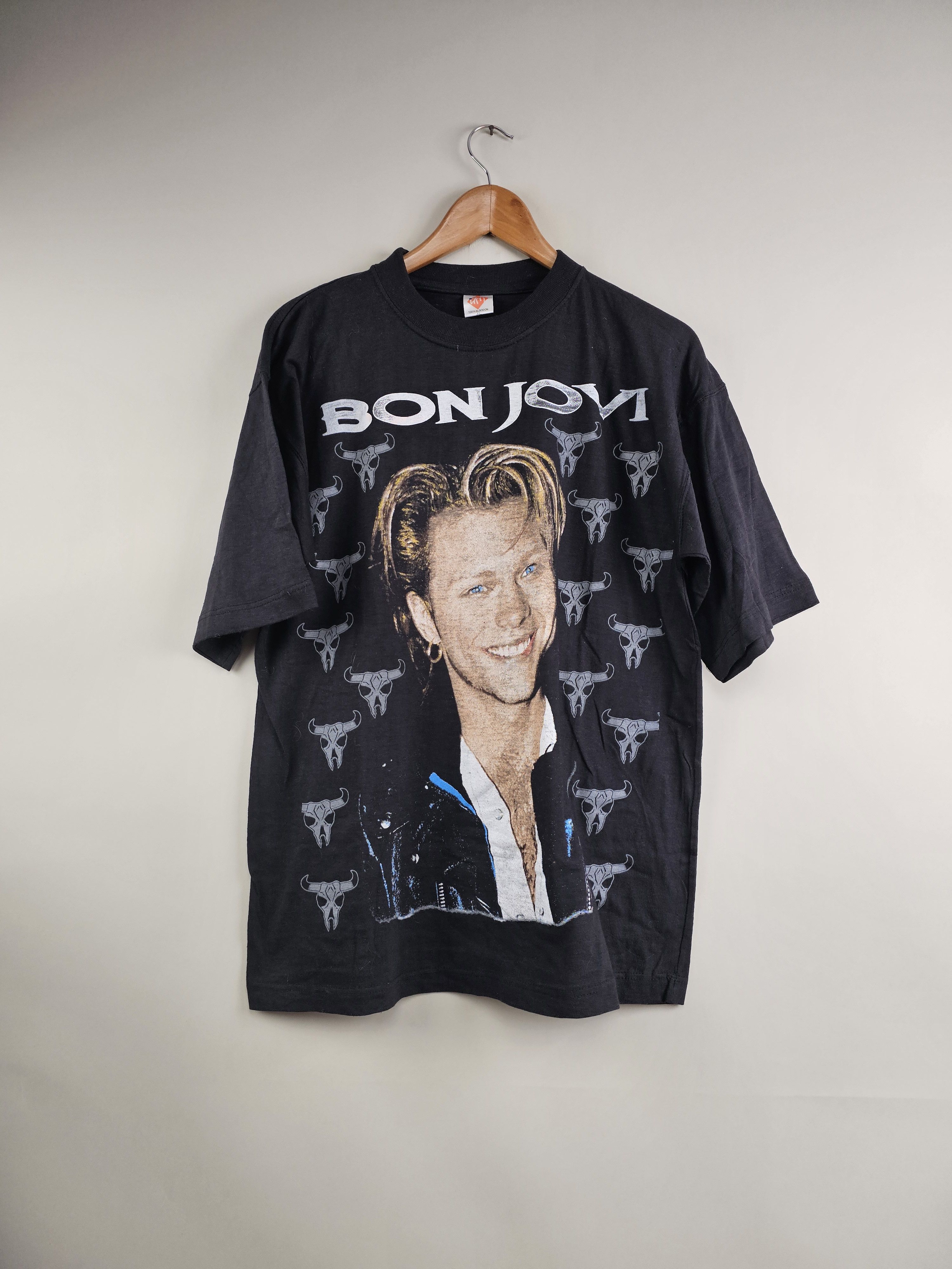 image of Band Tees x Bon Jovi 90's Bon Jovi Full Print XL 22.5" 28.5" in Black, Men's