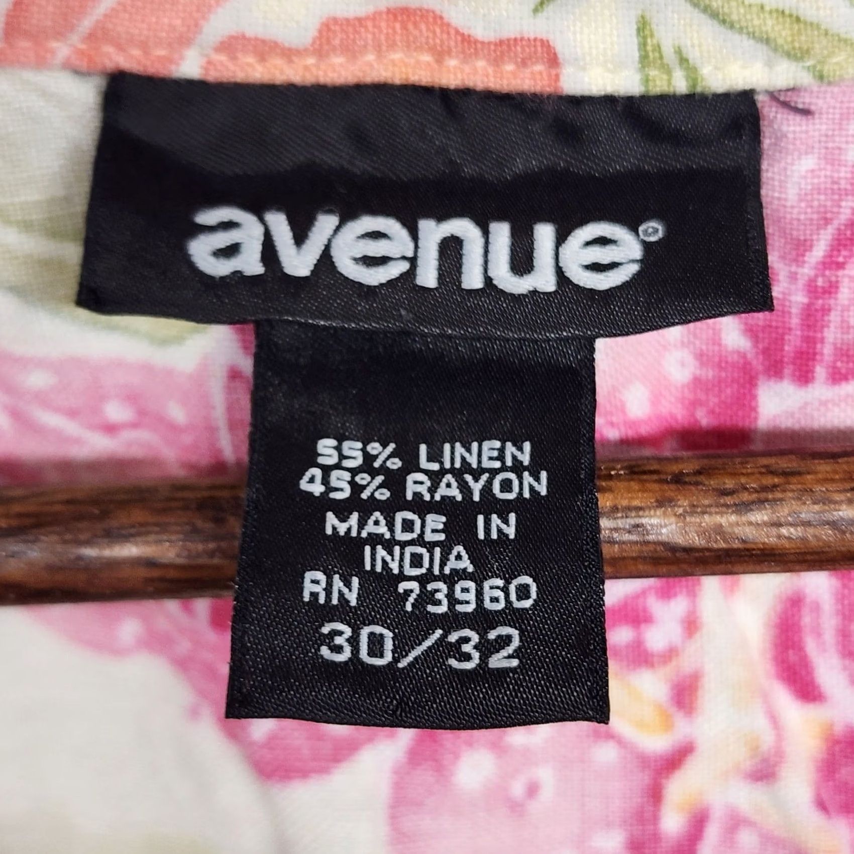 Avenue VINTAGE Avenue Top Womens 5X Pink Linen Blend Button Up Boxy 1/2 Sleeve Floral 30/32 Womens Mens/Girls? Size XXL / US 16-18 / IT 52-54 - 3 Thumbnail
