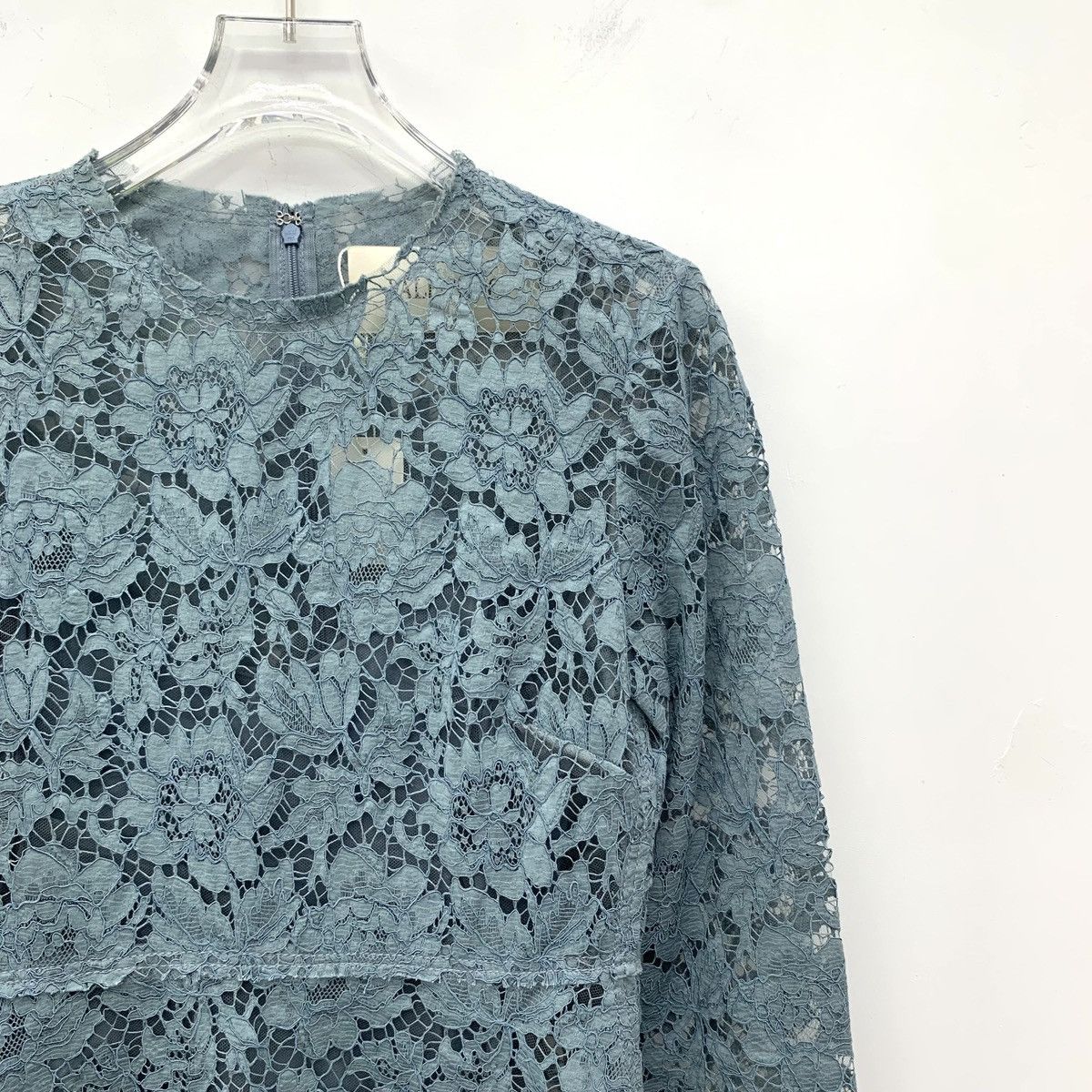 Valentino Valentino Floral Hollow-out Silk Long Sleeve Shirt K26WX Size L / US 10 / IT 46 - 3 Thumbnail