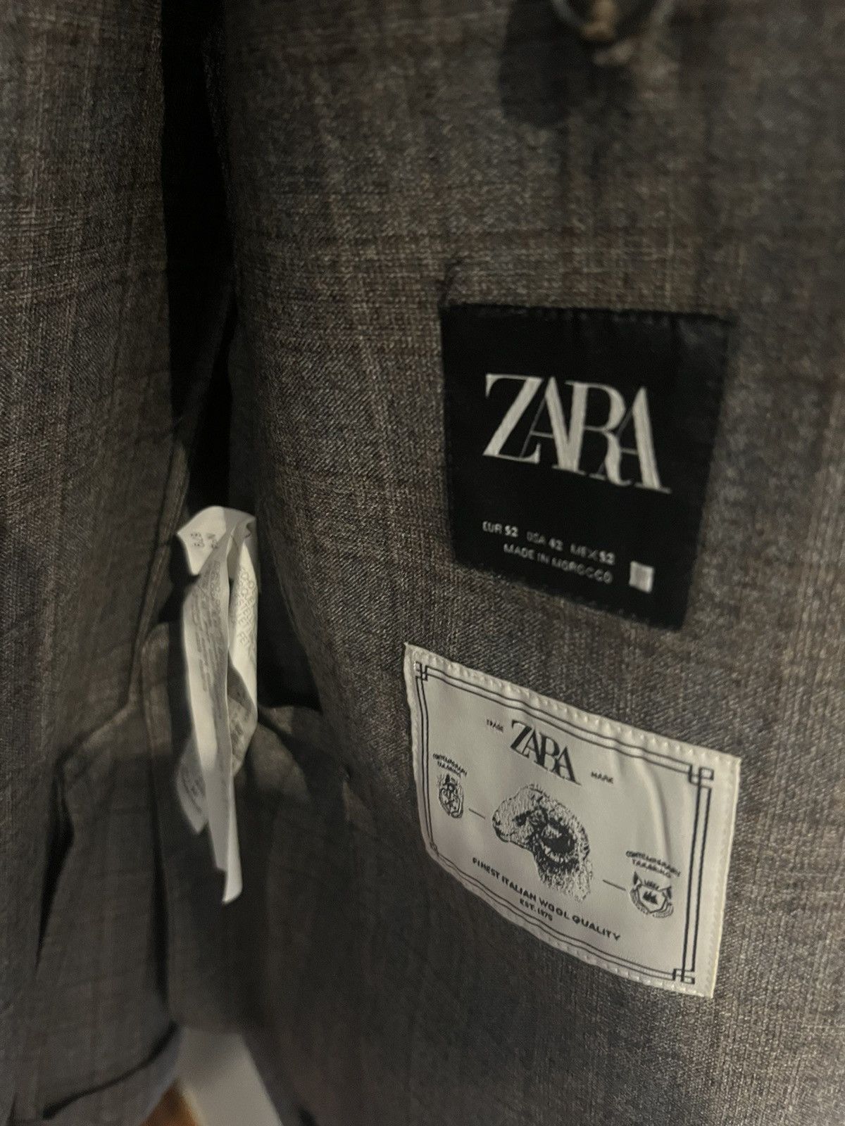 Zara Grey striped Zara full suit men’s 42 jacket with pants Size 42R - 4 Thumbnail