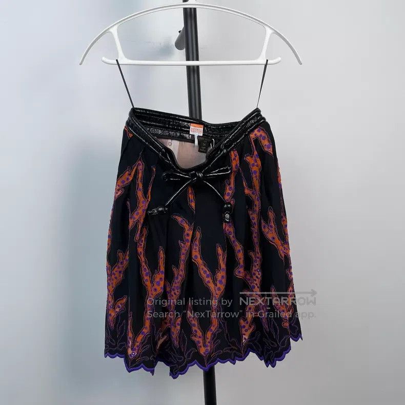 Louis Vuitton Louis Vuitton Black and red polka-dot skirt Size 33" - 8 Thumbnail