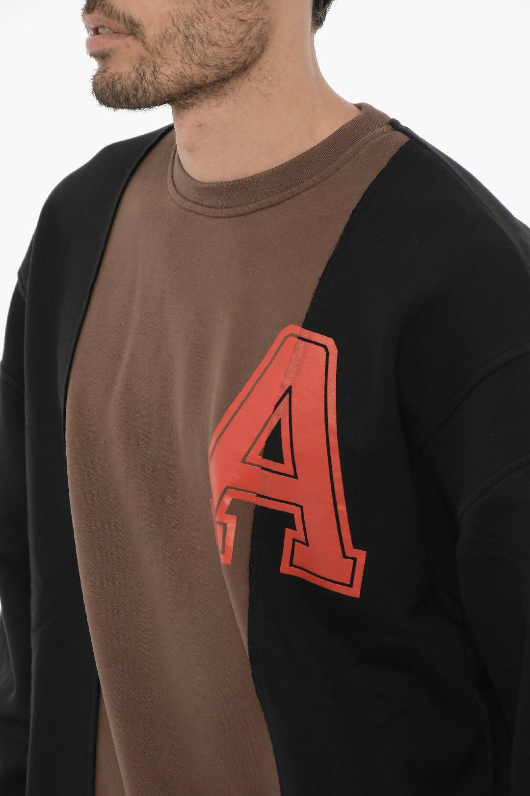 og1mm0925 Crewneck Sweatshirt in Brown/Black