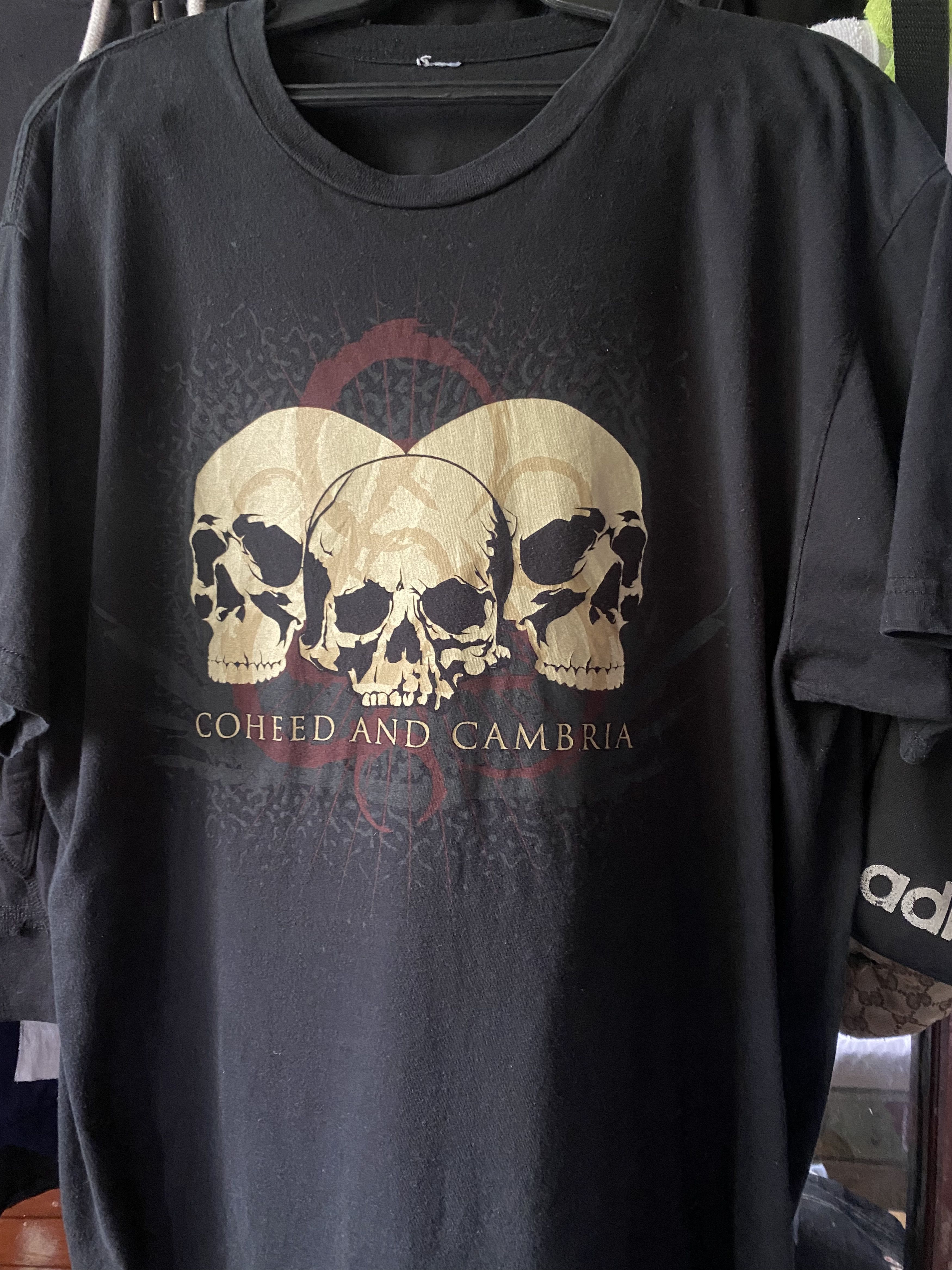 Cuts coheed and cambria Size US L / EU 52-54 / 3 - 2 Thumbnail