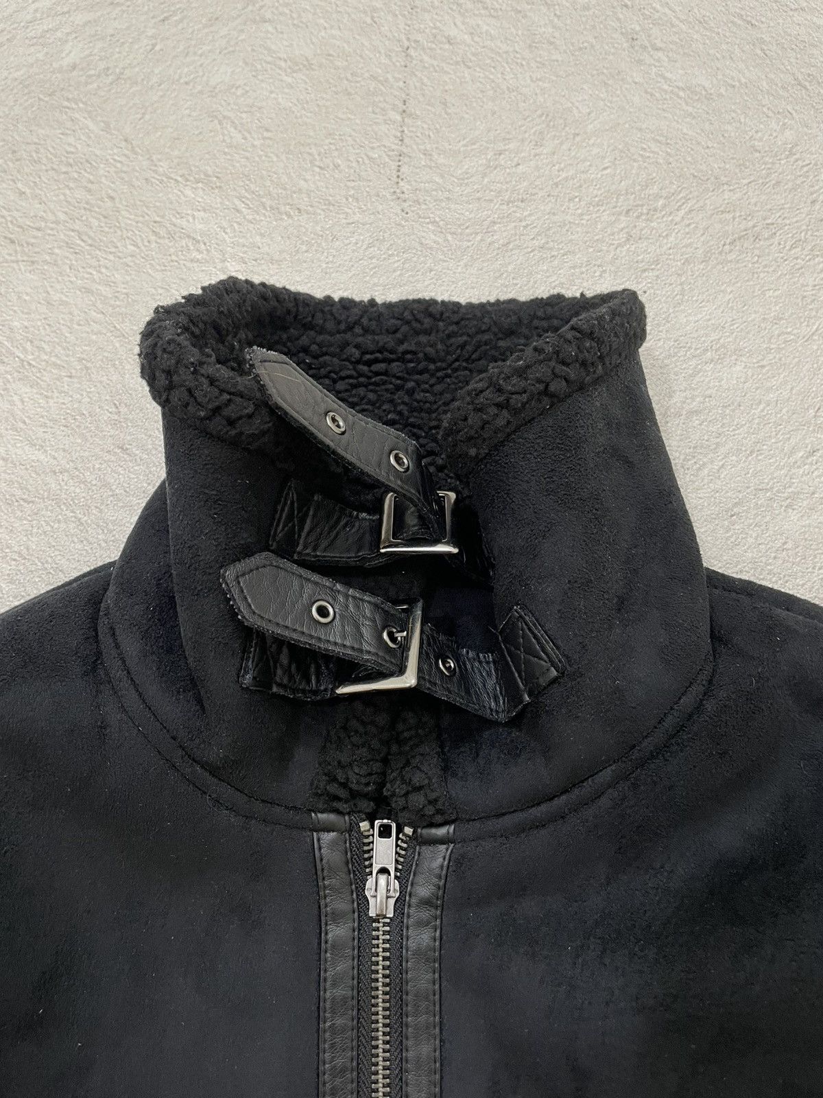 Japanese Brand 2000s Black Shearling Style Jacket with Buckle Collar LGB Size US L / EU 52-54 / 3 - 5 Thumbnail