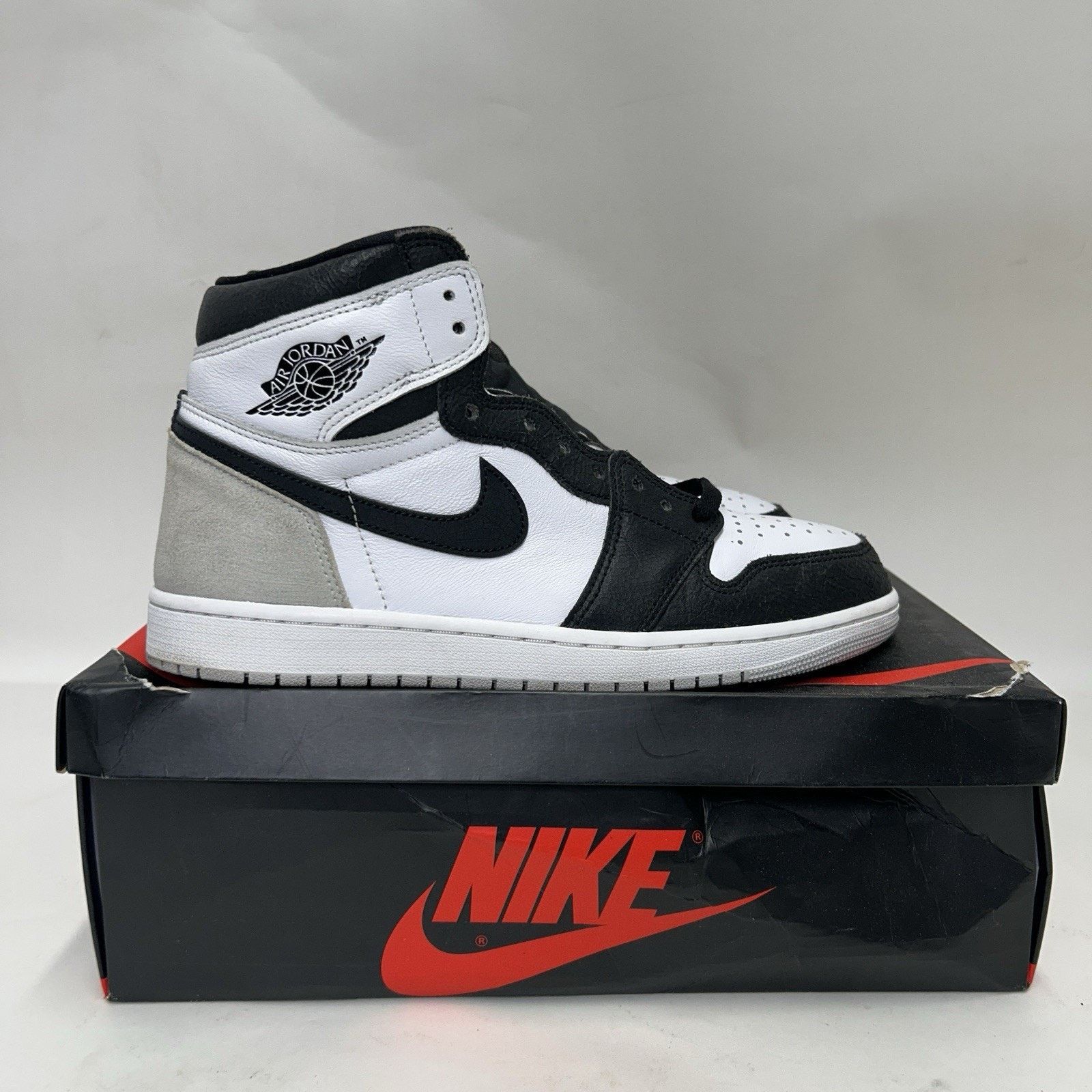 Nike Nike Air Jordan 1 Retro High OG “Stage Haze” 555088-108 Size US 10.5 / EU 43-44 - 4 Thumbnail