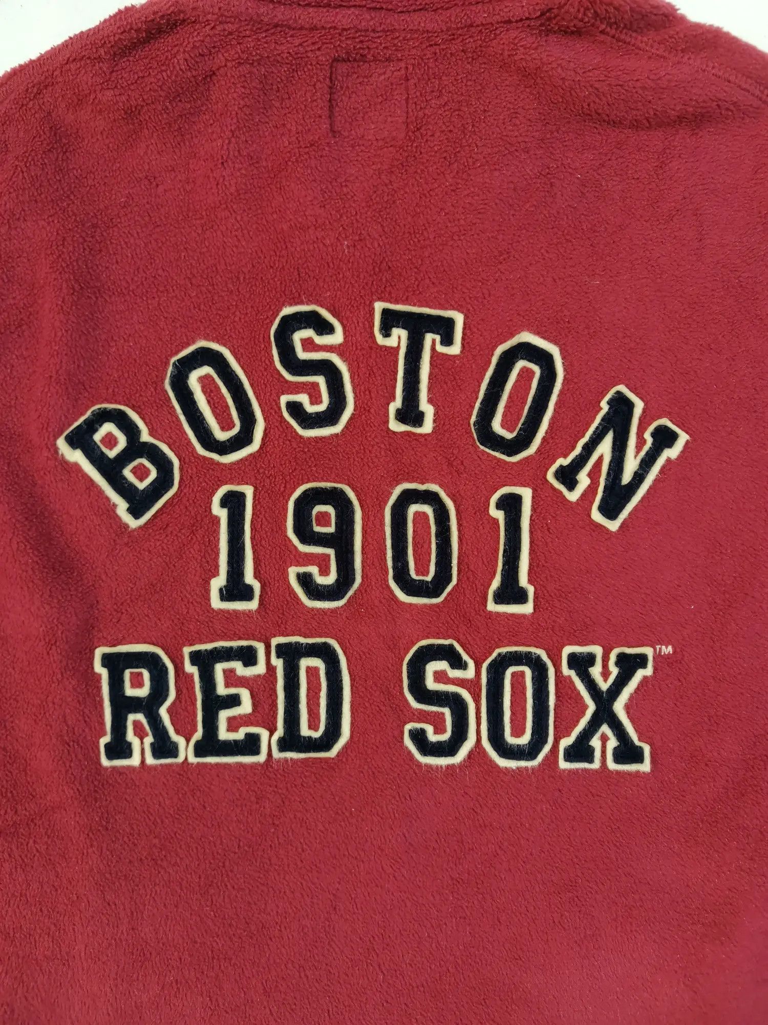 Japanese Brand × Uniqlo Uniqlo Boston Red Sox Established 1901 Big Logo Fleece Size US XL / EU 56 / 4 - 6 Thumbnail