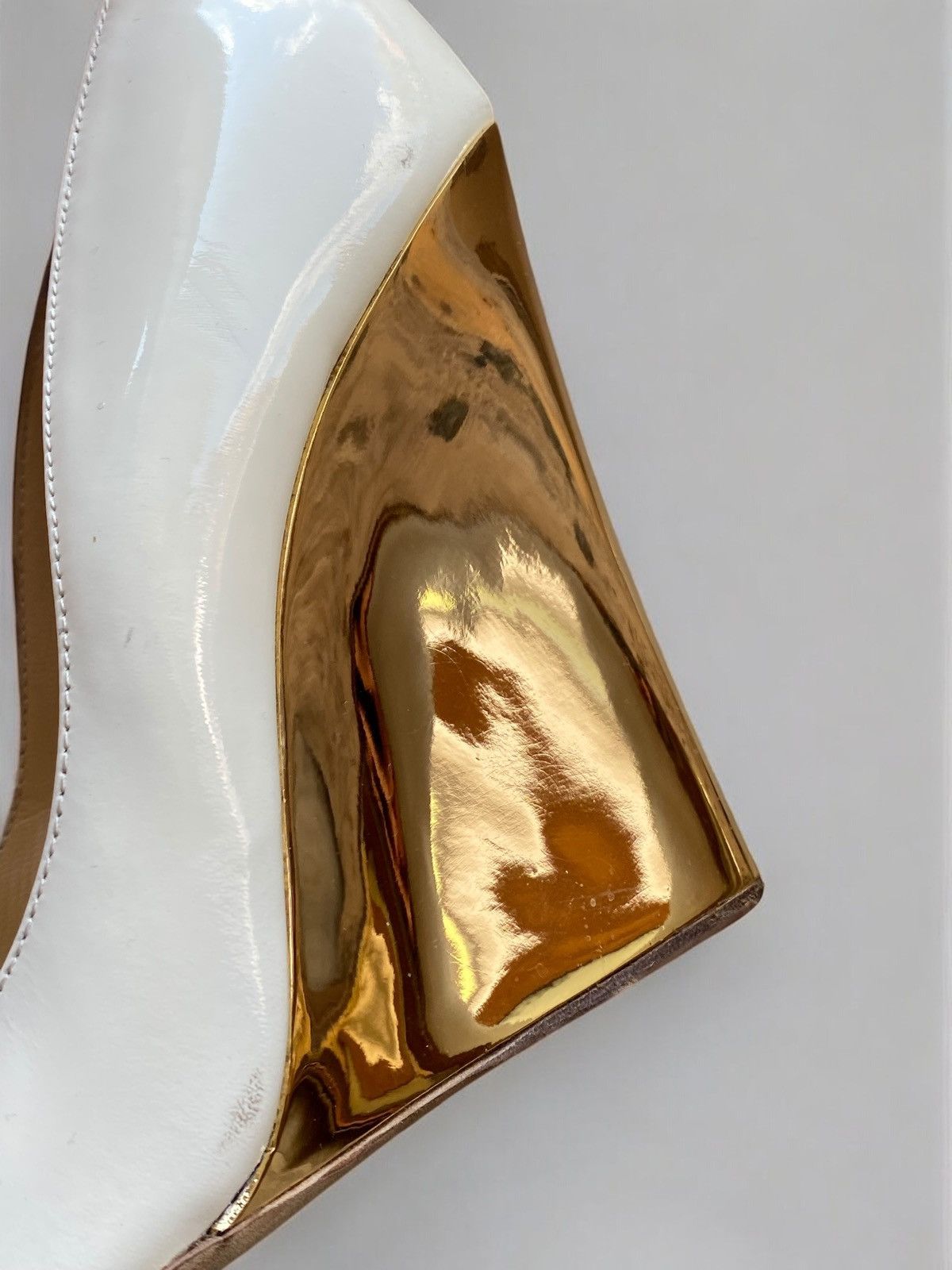 Jimmy Choo Jimmy Choo White Gold Patent Leather Peep Toe Heels Size US 7 / IT 37 - 10 Thumbnail