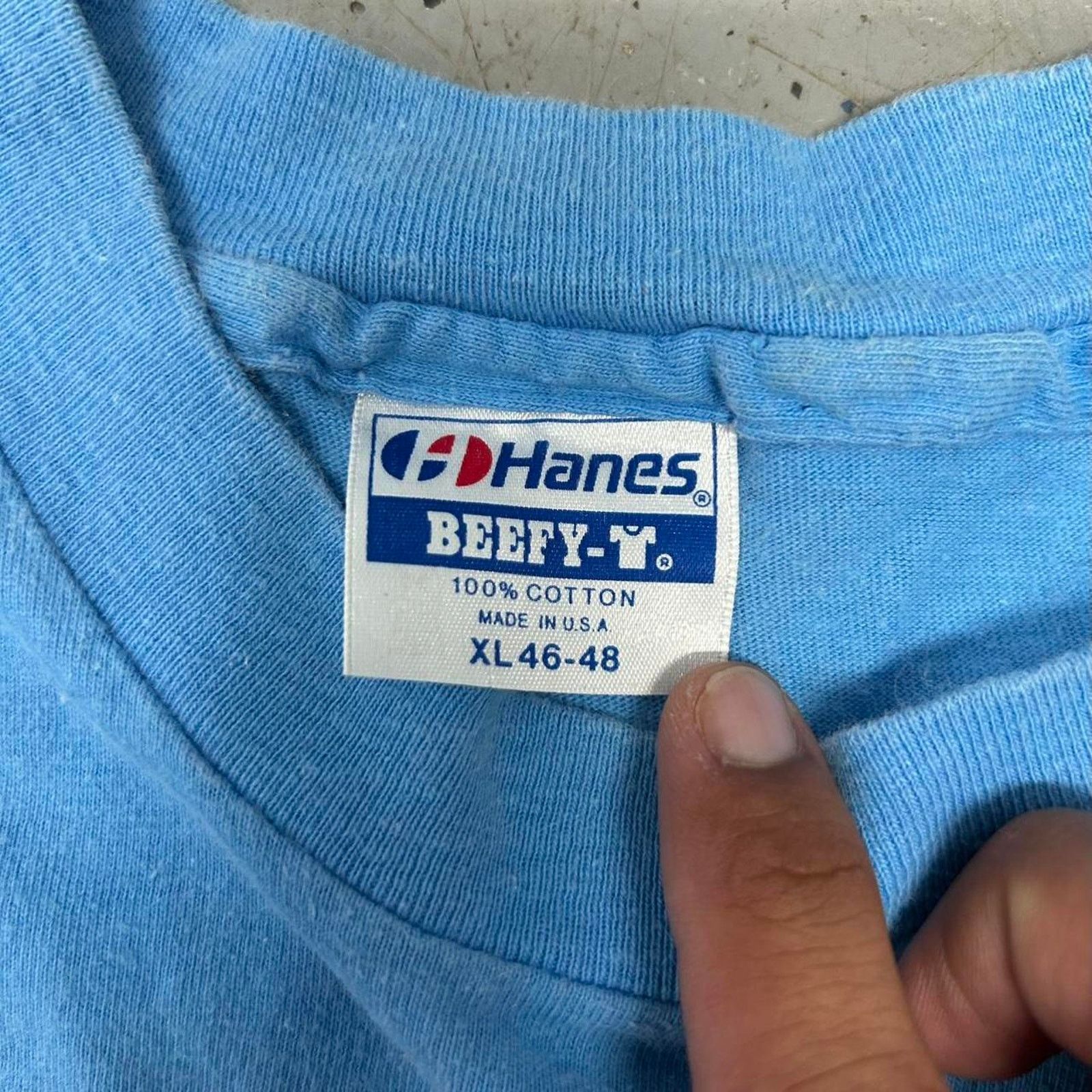 Hanes VTG 80s Hanes blue butterfly graphic t-shirt Size XL / US 12-14 / IT 48-50 - 3 Thumbnail