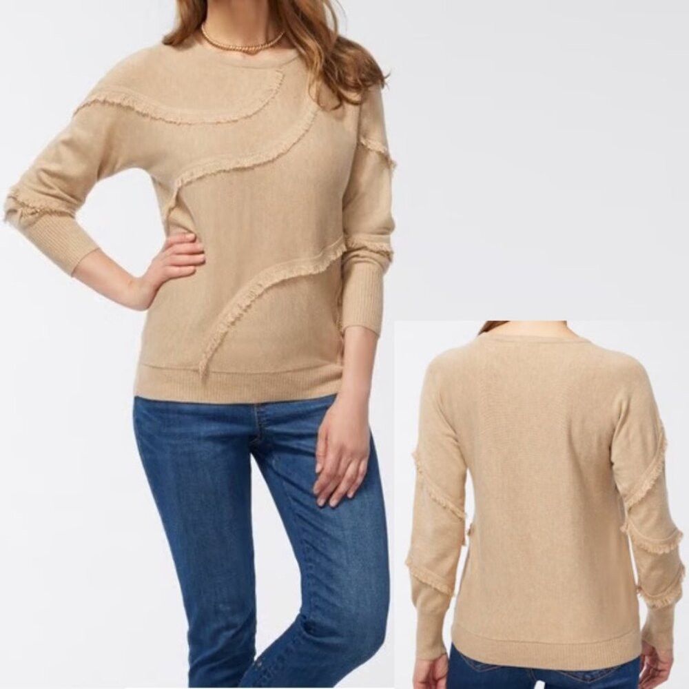 Chicos NWT New Chico's Tan Fringe Sweater Size 2 US L Size L / US 10 / IT 46 - 2 Thumbnail