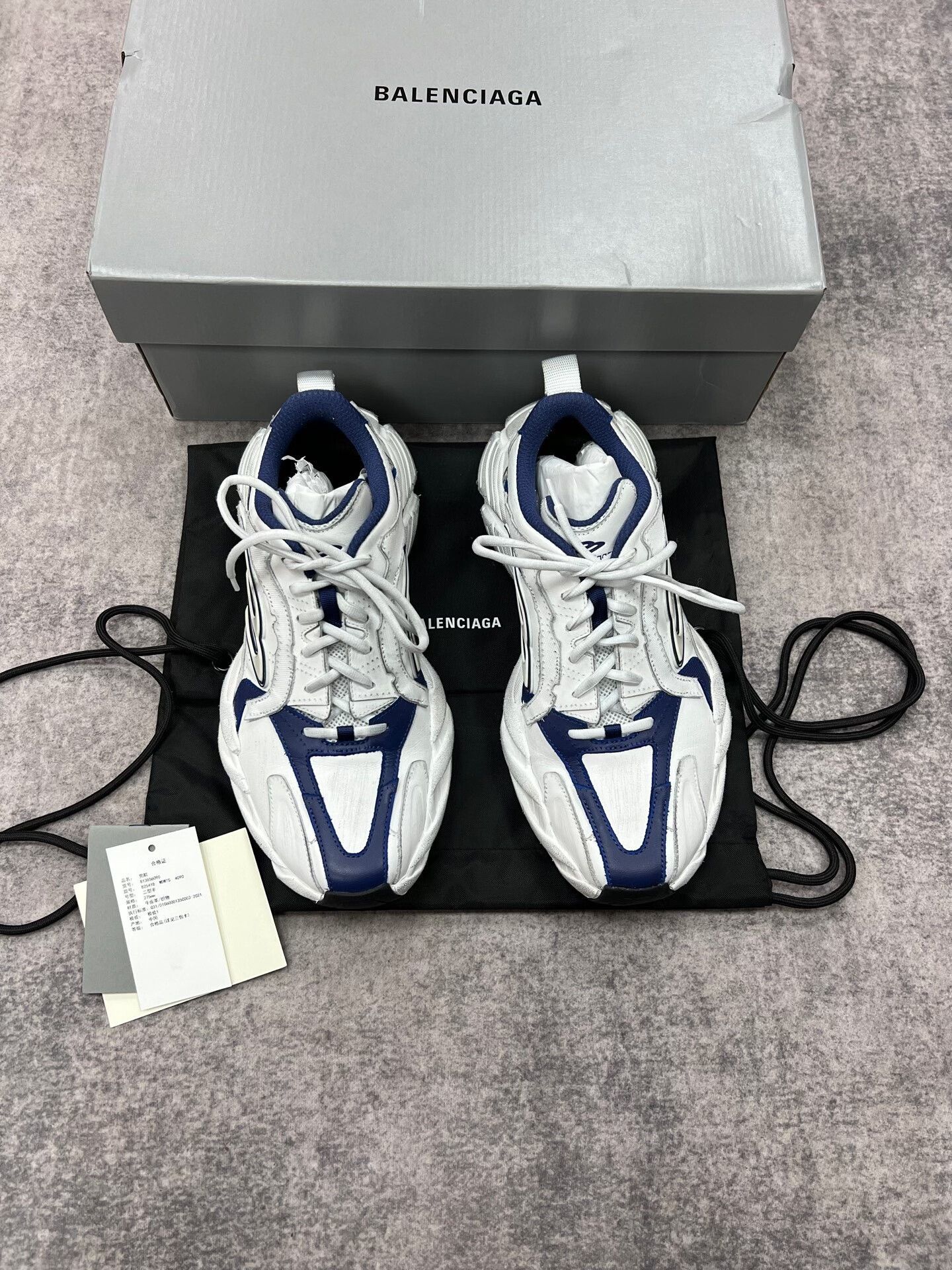 Balenciaga balenciaga monday white blue sneakers Size US 10 / EU 43 - 1 Thumbnail