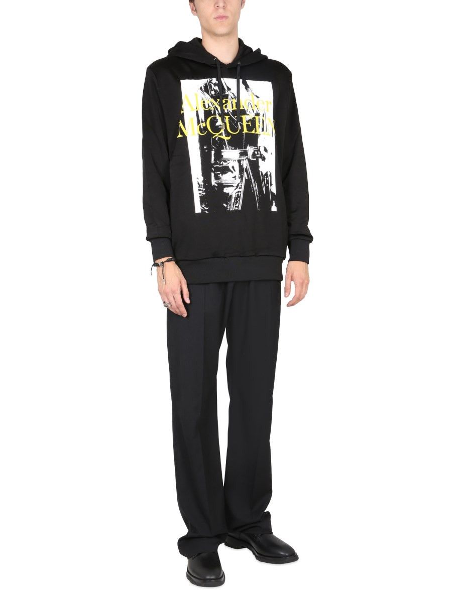 Alexander McQueen o1y1024 Hoodie in Black Size US M / EU 48-50 / 2 - 2 Thumbnail