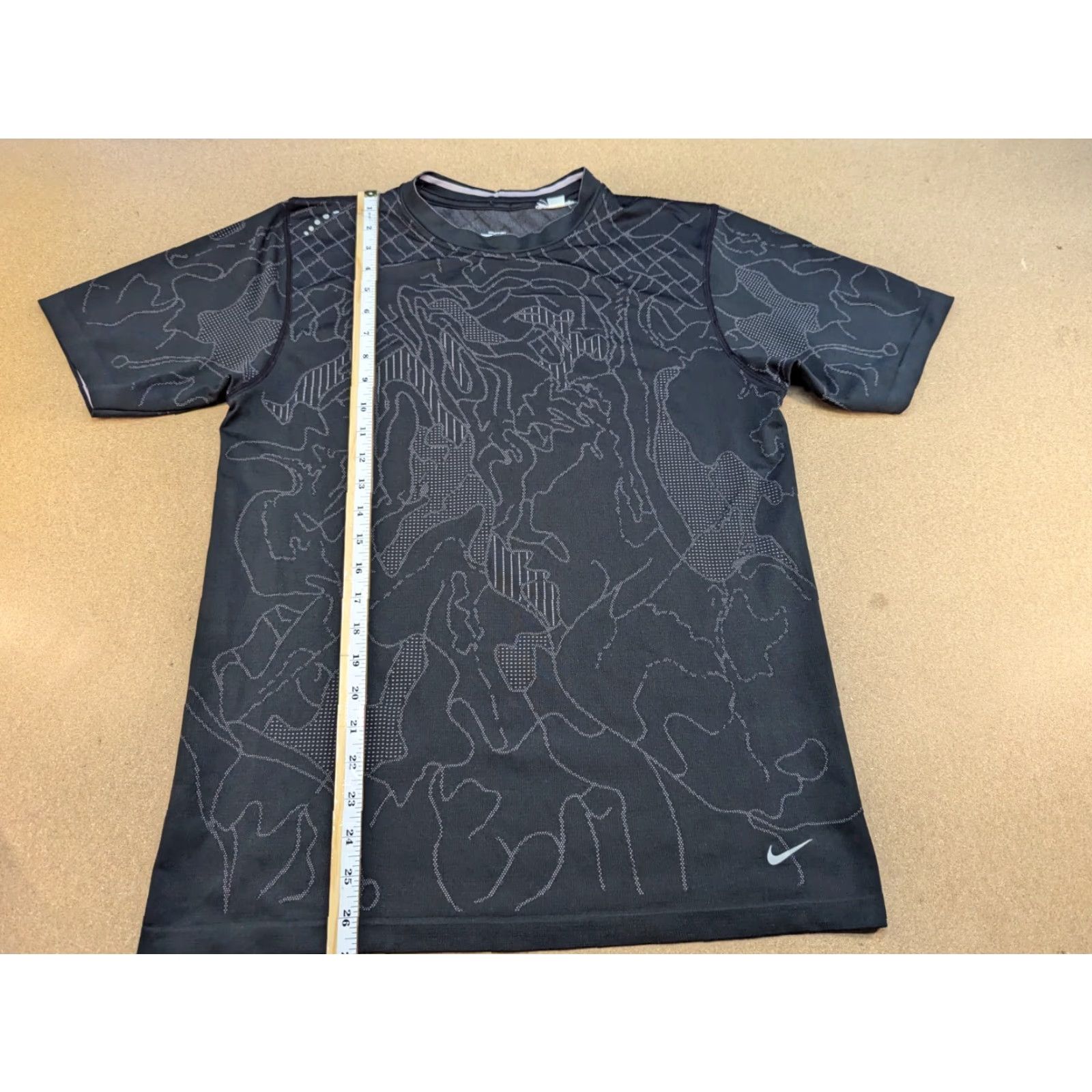 Nike Nike Dry-Fit Sports Shirt Mens M Black Athletic Short Sleeve T-Shirt Size US M / EU 48-50 / 2 - 3 Thumbnail