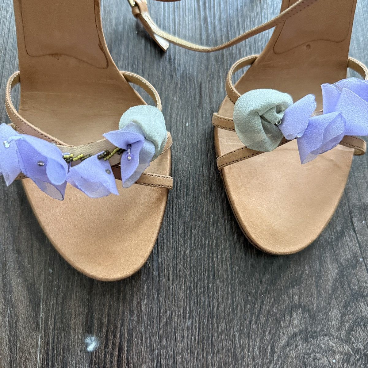 Valentino NWOT Vintage Valentino Flower Heels Size US 7 / IT 37 - 3 Thumbnail