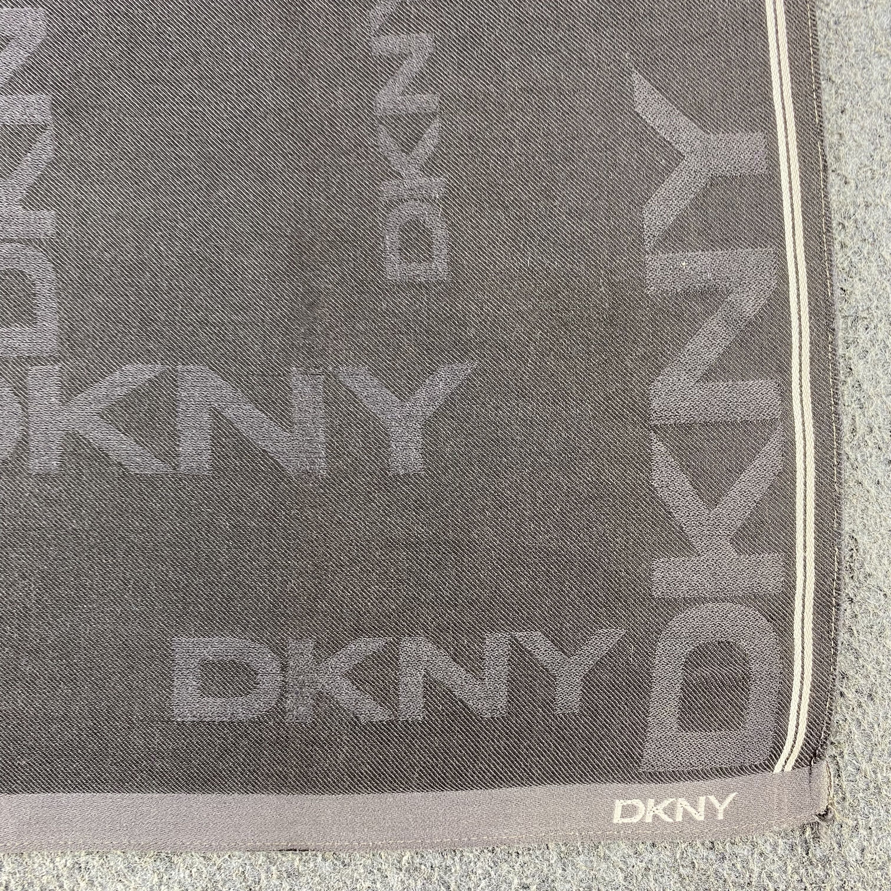DKNY DKNY Handkerchief/Neckerchief/Bandana HC723 Size ONE SIZE - 3 Thumbnail