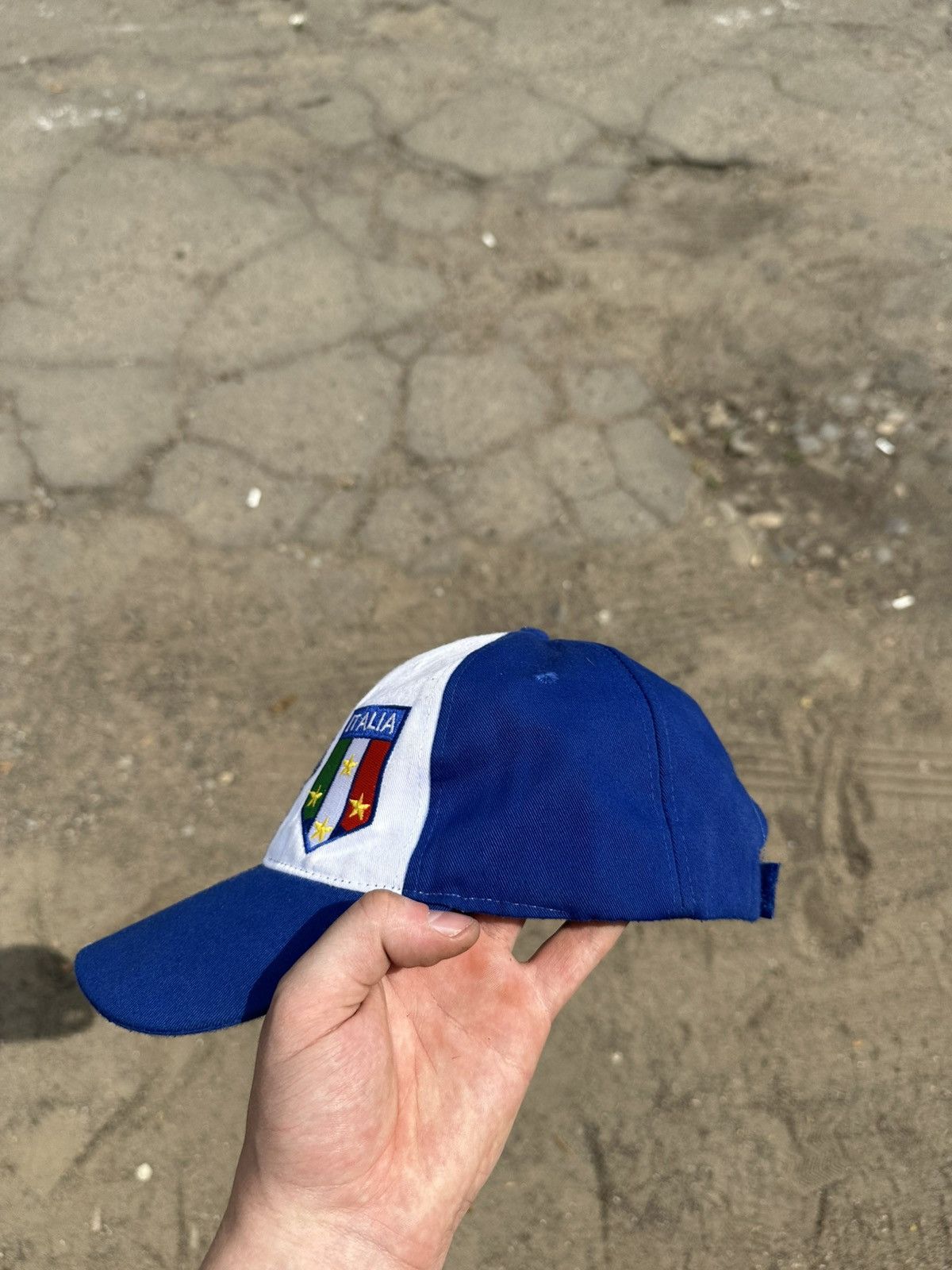 Italia Independent Vintage Italia Cap Soccer Jersey Y2K Blockcore Hype Style Size ONE SIZE - 3 Thumbnail