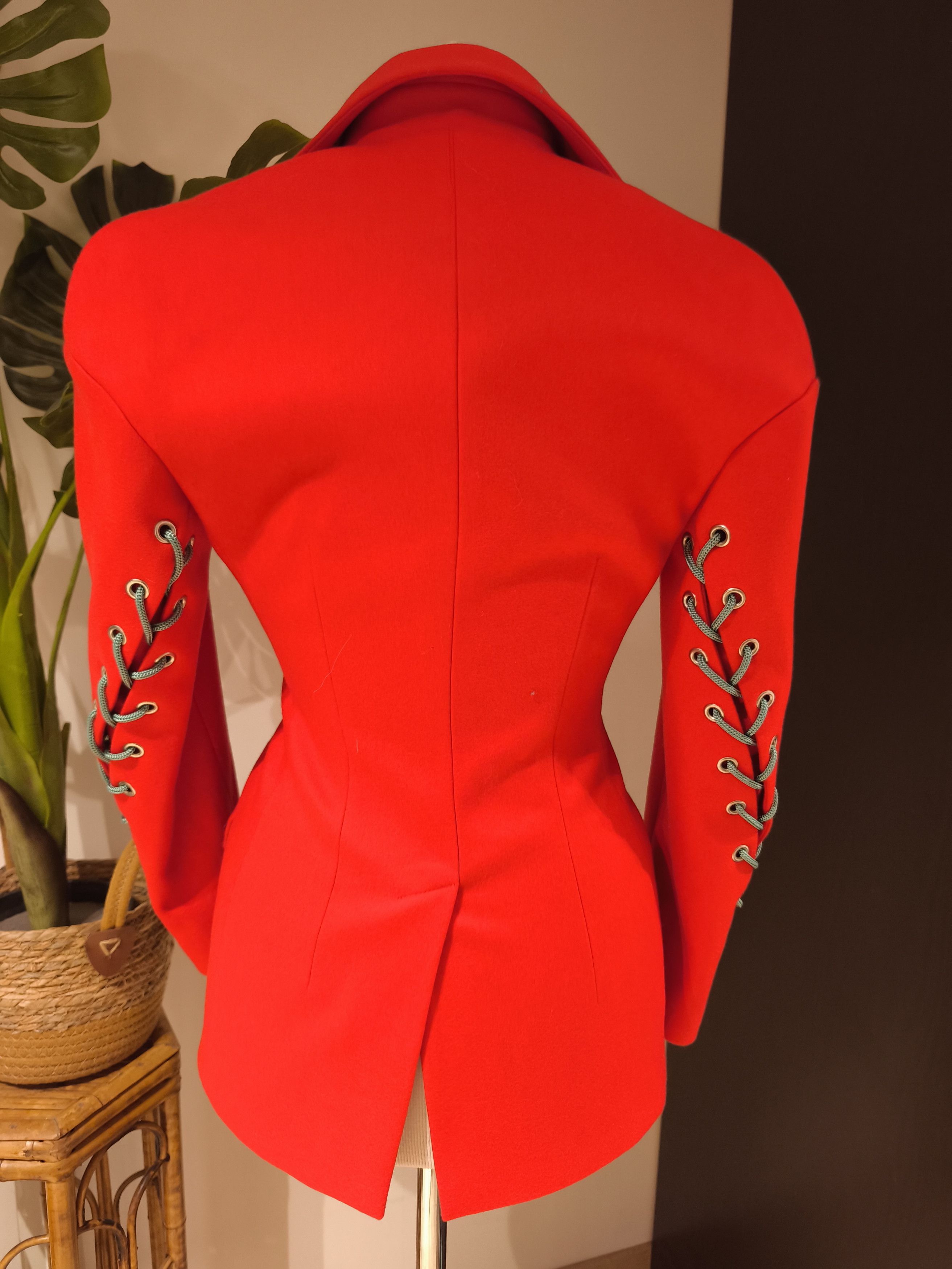 Other GUDU AW18 Red Runway Blazer – One of One Sample Size XS / US 0-2 / IT 36-38 - 5 Thumbnail