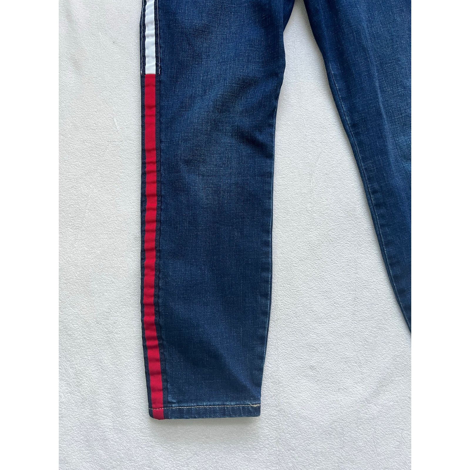 Tommy Hilfiger Tommy Hilfiger Dark Wash Midrise Skinny Jeans Size 10 Size 32" / US 10 / IT 46 - 3 Thumbnail