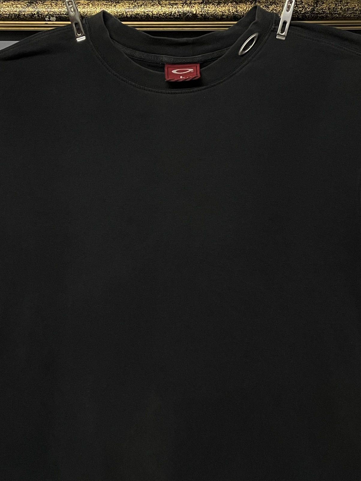Oakley Vintage 1990s Sunfaded Designer Oakley Software Simple Tee Size US L / EU 52-54 / 3 - 3 Thumbnail