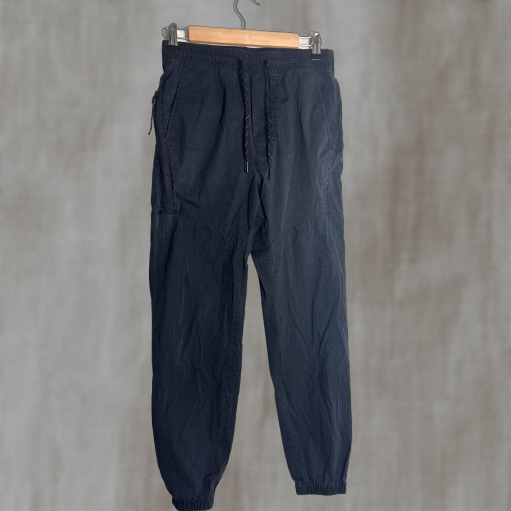 American Eagle Outfitters American Eagle Active Flex Womens Joggers Black XS 28x27 Cargo Size 26" / US 2 / IT 38 - 1 Thumbnail