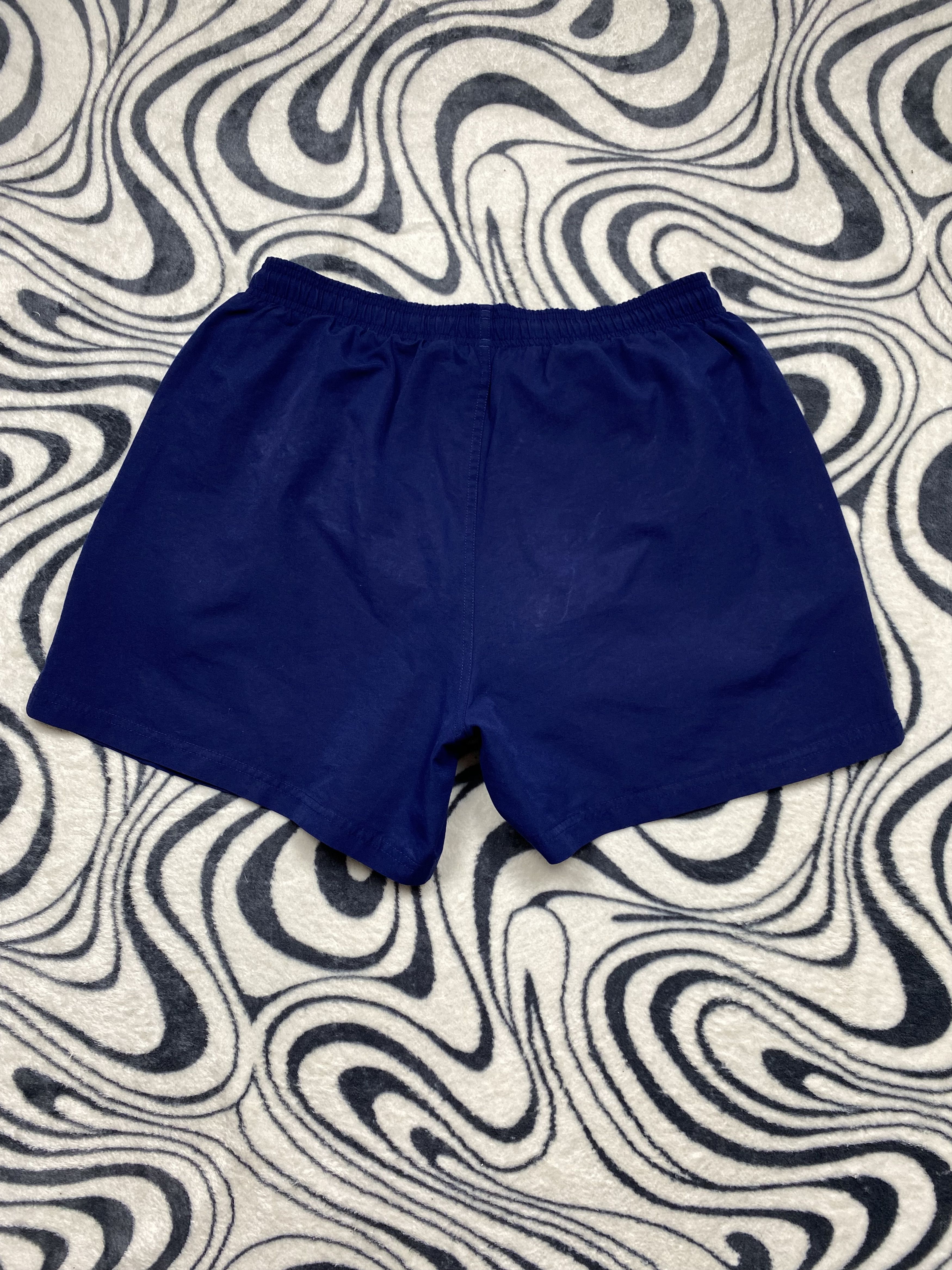 Adidas × Vintage Adidas Vintage Mens Nylon Shorts Y2K Size US 32 / EU 48 - 7 Thumbnail