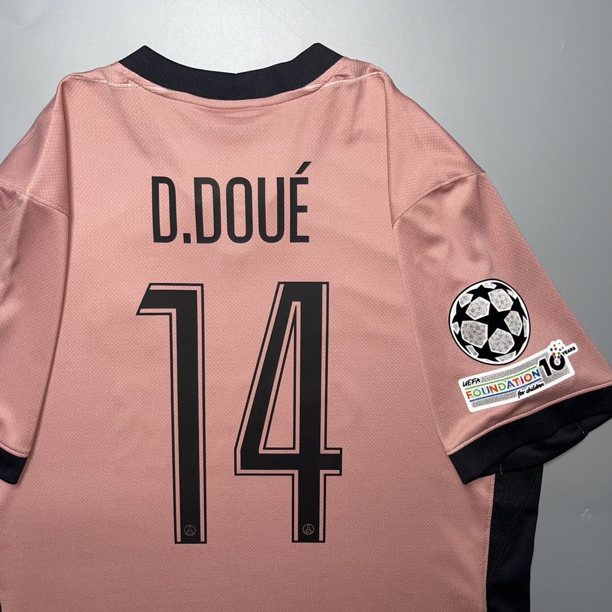 Nike NWT PSG NIKE 2024/2025 FOOTBALL THIRD JERSEY #14 DESIRE DOUE Size US L / EU 52-54 / 3 - 12 Thumbnail