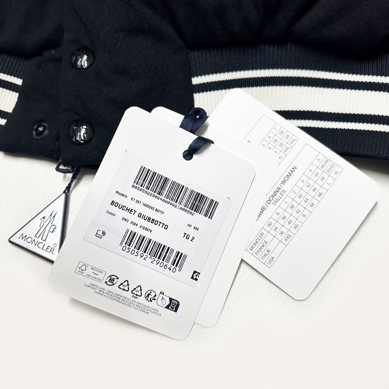 Moncler Moncler Reversible bouchet size 2 medium m black Mens jacket Size US M / EU 48-50 / 2 - 5 Thumbnail