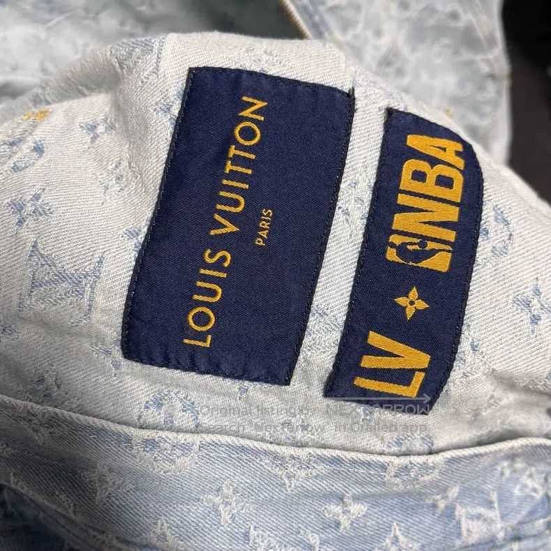 Louis Vuitton Louis Vuitton Nba full print denim jacket Size US M / EU 48-50 / 2 - 3 Thumbnail