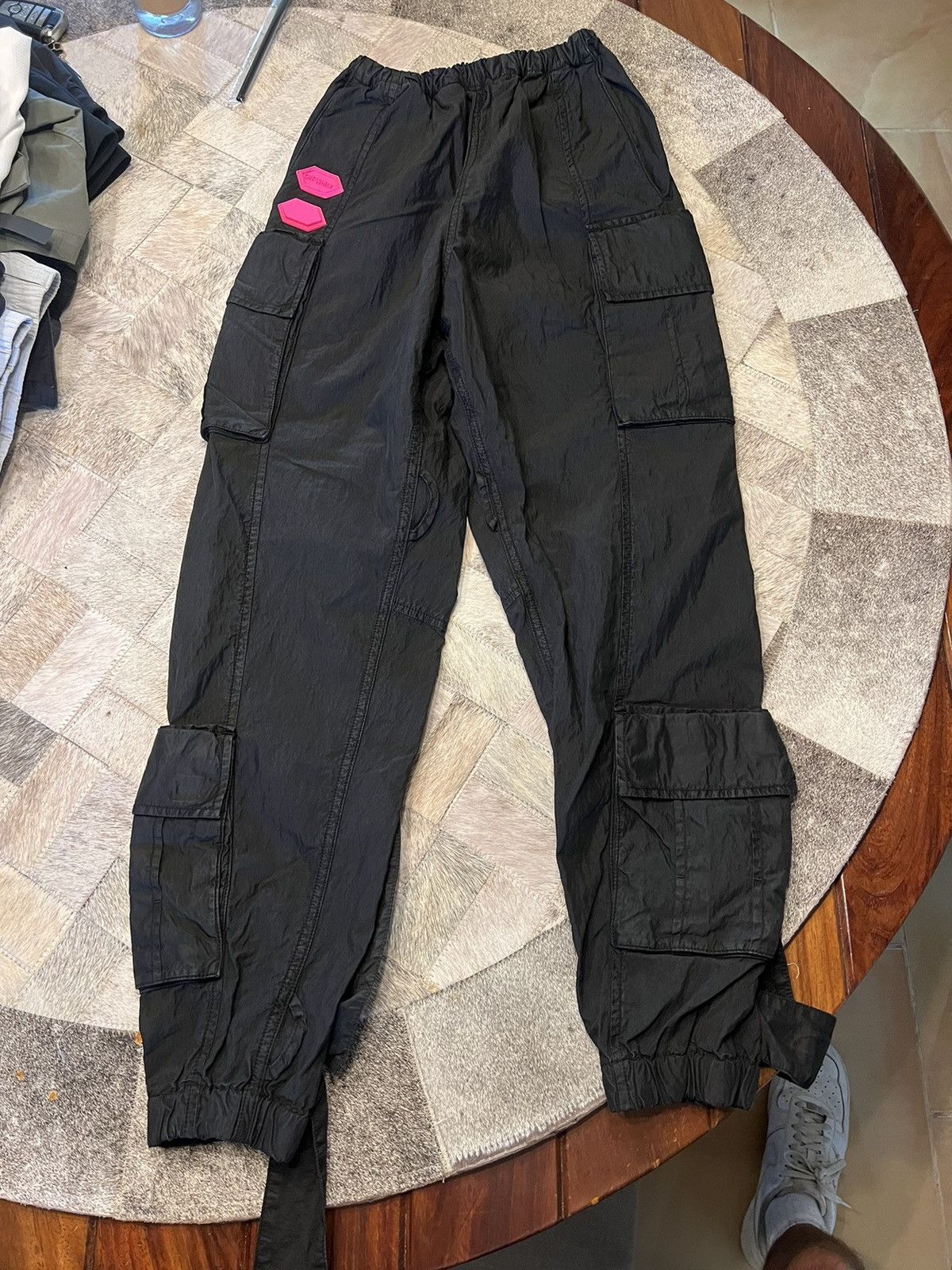 Off-White Off White Cargo Pants Size US 28 / EU 44 - 1 Thumbnail