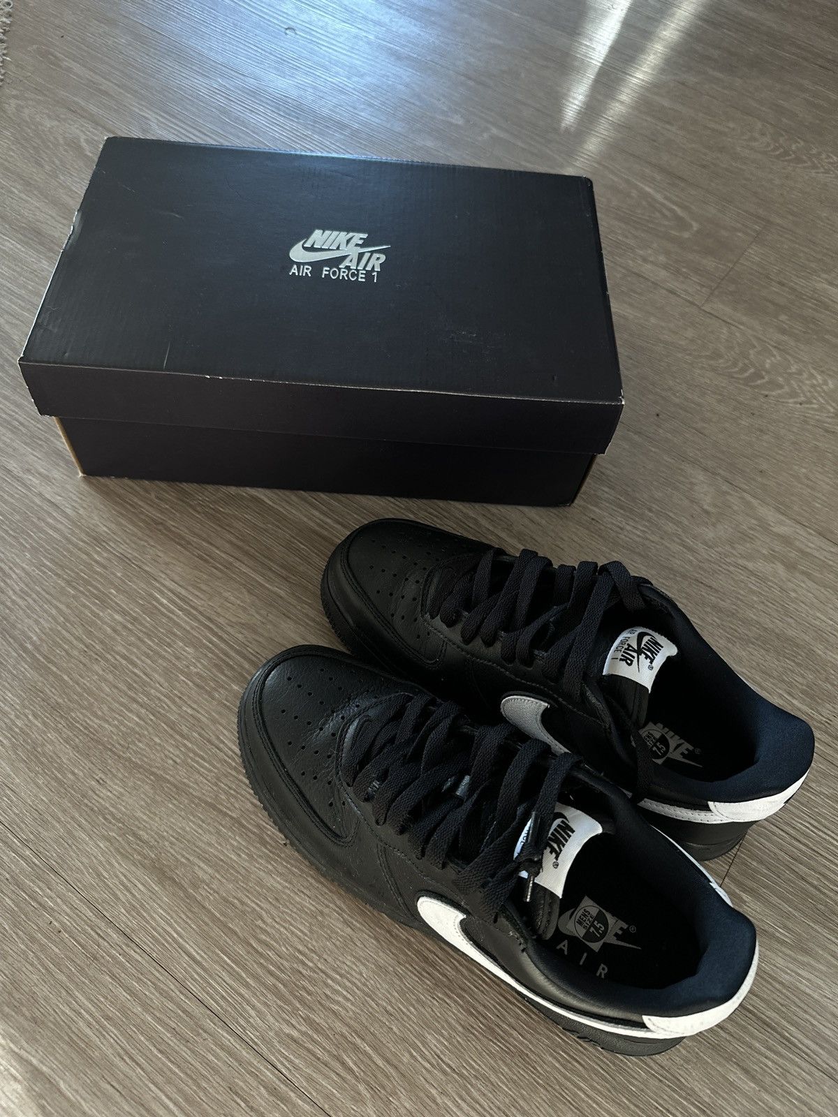 Nike Nike Air Force 1 QS Premium Leather Size US 7.5 / EU 40-41 - 2 Thumbnail