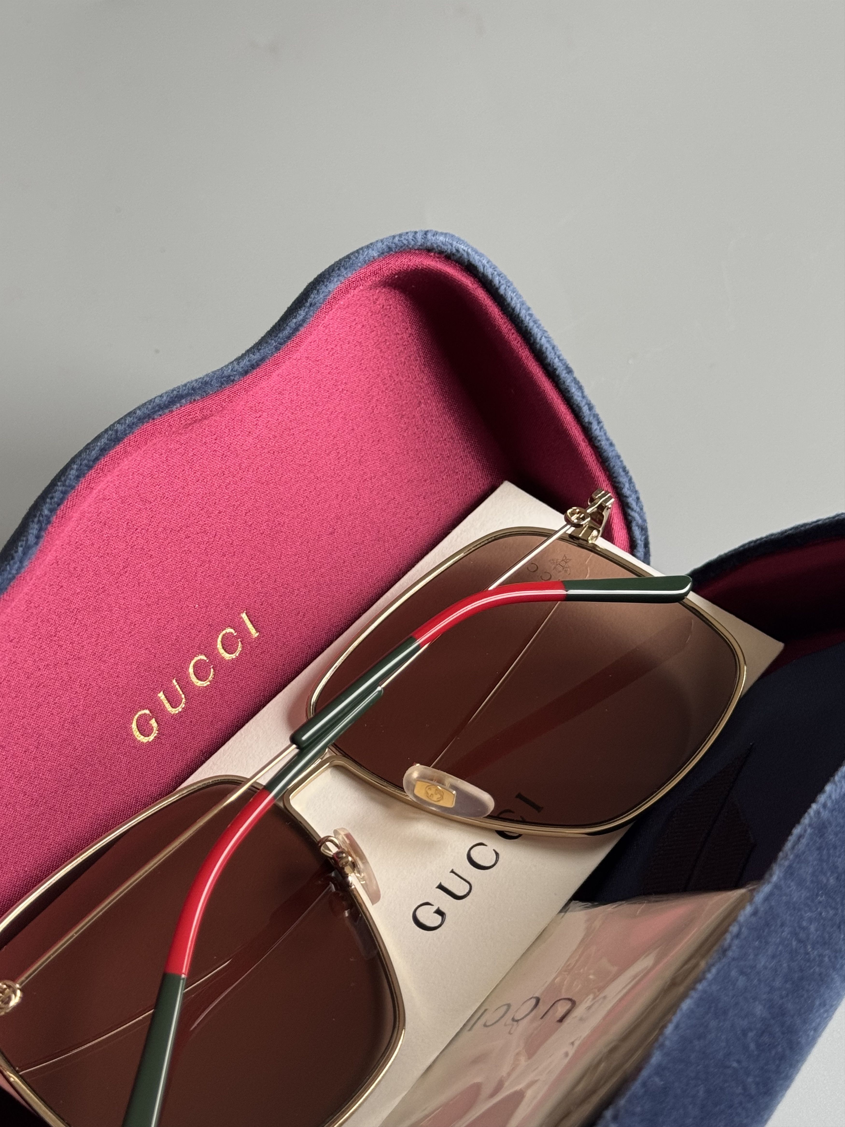 Gucci Gucci sunglasses Unisex Size ONE SIZE - 5 Thumbnail