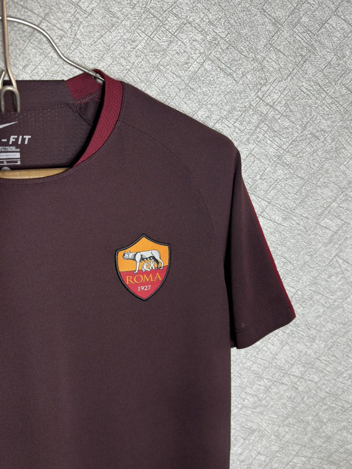 Nike Nike AS Roma 2015/16 Training Shirt Jersey Vintage Size US L / EU 52-54 / 3 - 3 Thumbnail