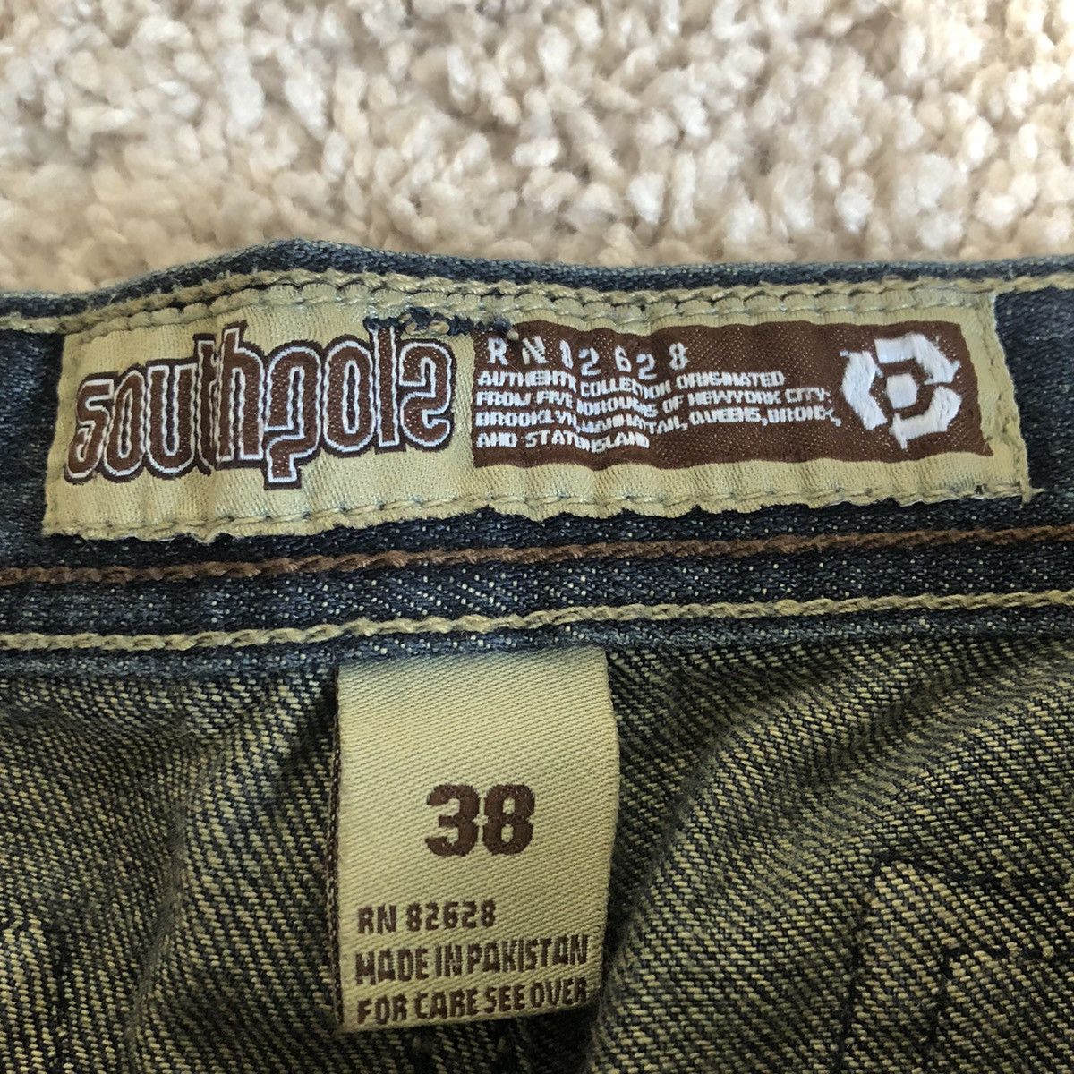 Southpole × Vintage Y2K Southpole Double Knee Mudwash 3/4 Jean Shorts size 38 Size US 38 / EU 54 - 2 Thumbnail