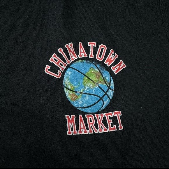 Market CHINATOWN MARKET BASKETBALL GLOBE BLACK T-SHIRT SZ SMALL S Size US S / EU 44-46 / 1 - 3 Thumbnail