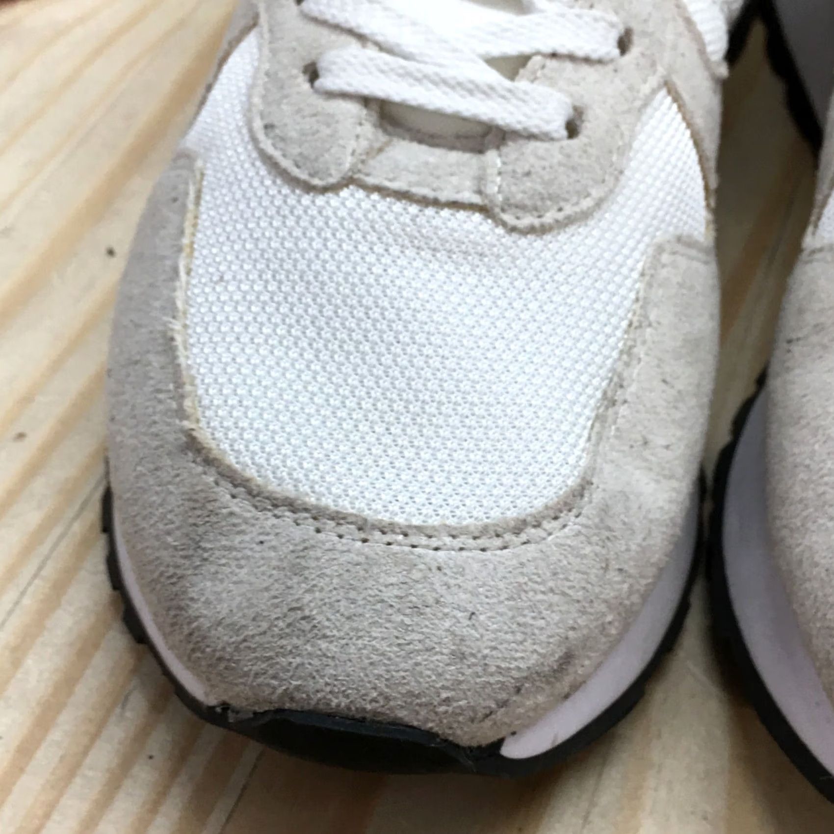 H&M H&M Sneaker Womens 9 White Walking Laced Up Round Toe Casual Comfort Suede Size US 9 / IT 39 - 5 Thumbnail