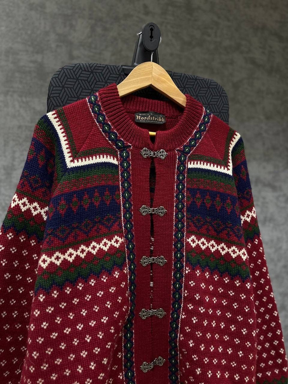 Highland × Vintage Vintage Nordstrikk Wool Red Knit Highland Sweater Size US L / EU 52-54 / 3 - 8 Thumbnail