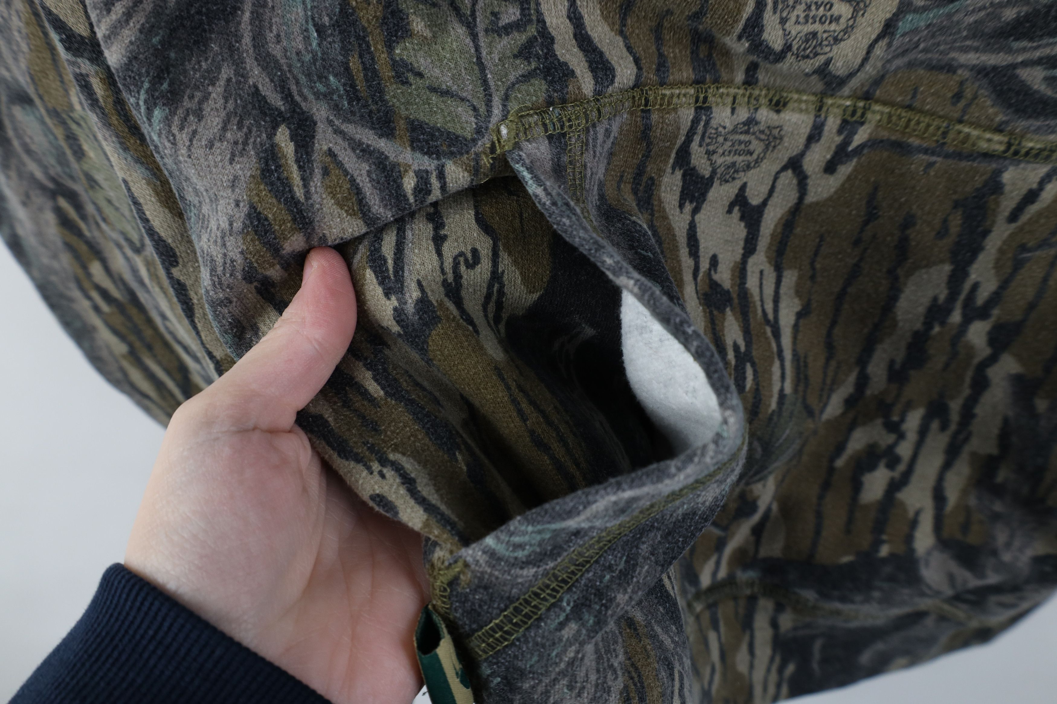 Mossy Oaks Vintage Mossy Oak Camouflage Heavyweight Hoodie Sweatshirt Size US M / EU 48-50 / 2 - 5 Thumbnail